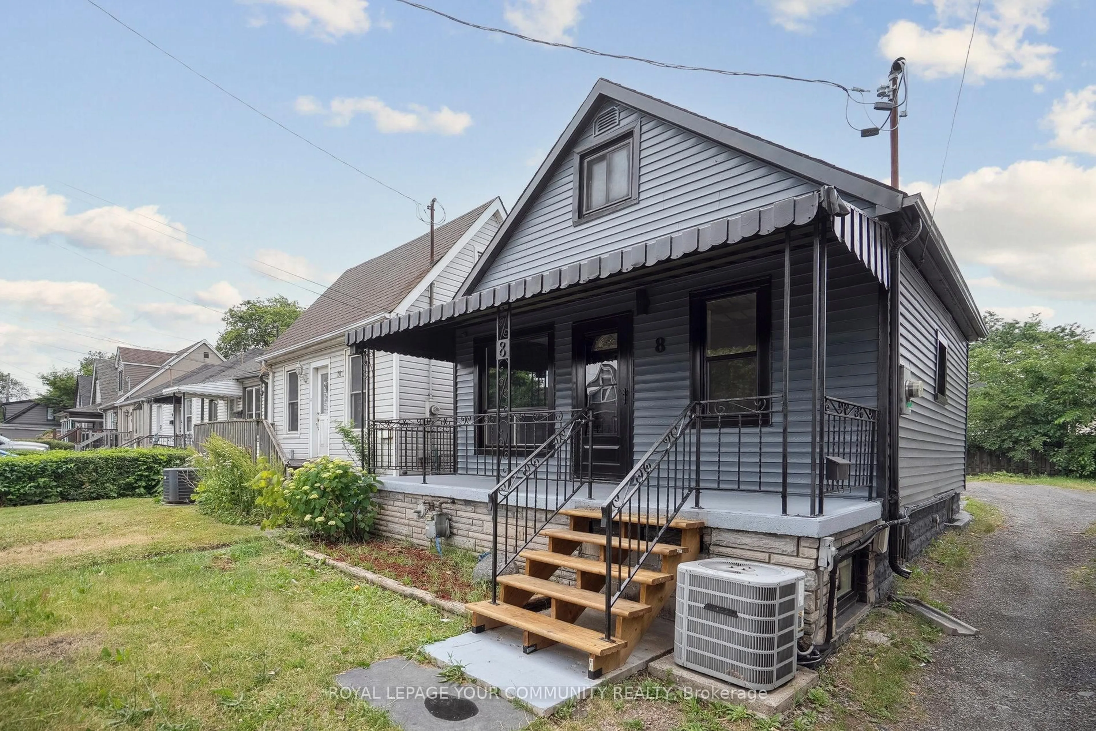 Unknown for 8 Merchison Ave, Hamilton Ontario L8H 3C9