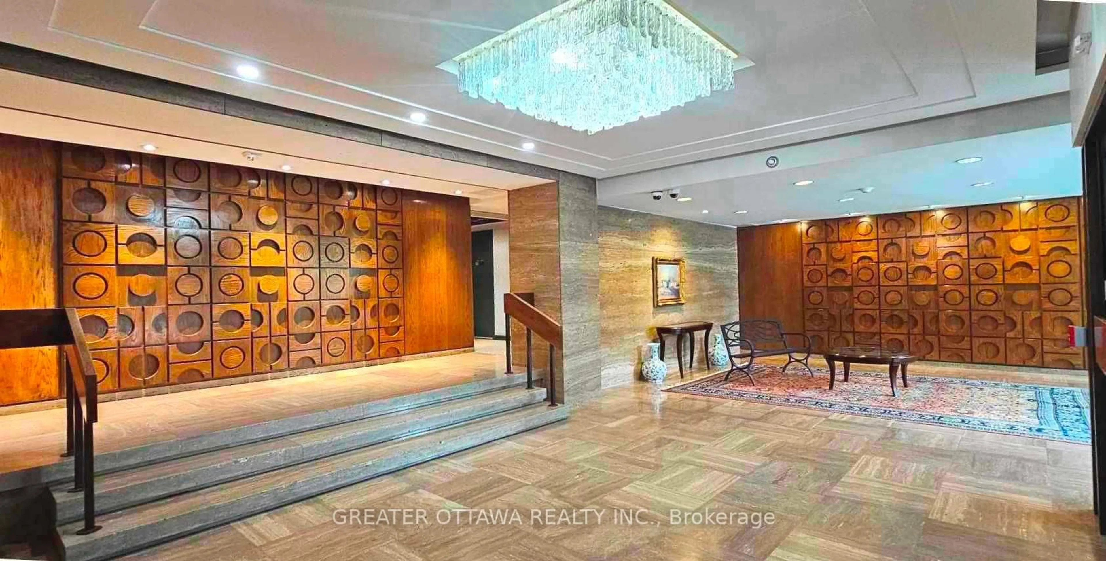 Lobby for 2625 REGINA St ##501, Ottawa Ontario K2B 5W8