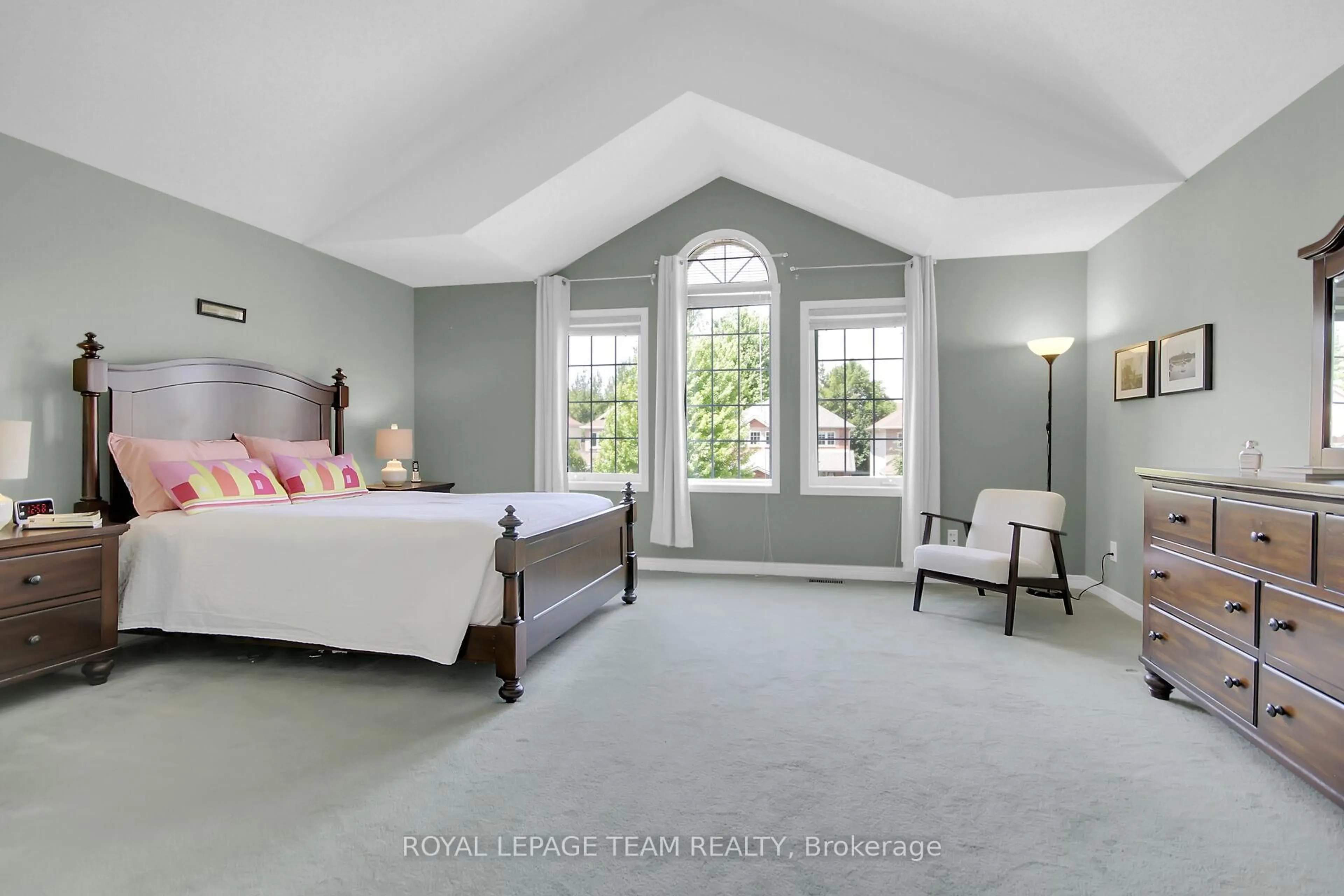 Bedroom with bed, unknown for 59 Maricona Way, Ottawa Ontario K2T 1H2