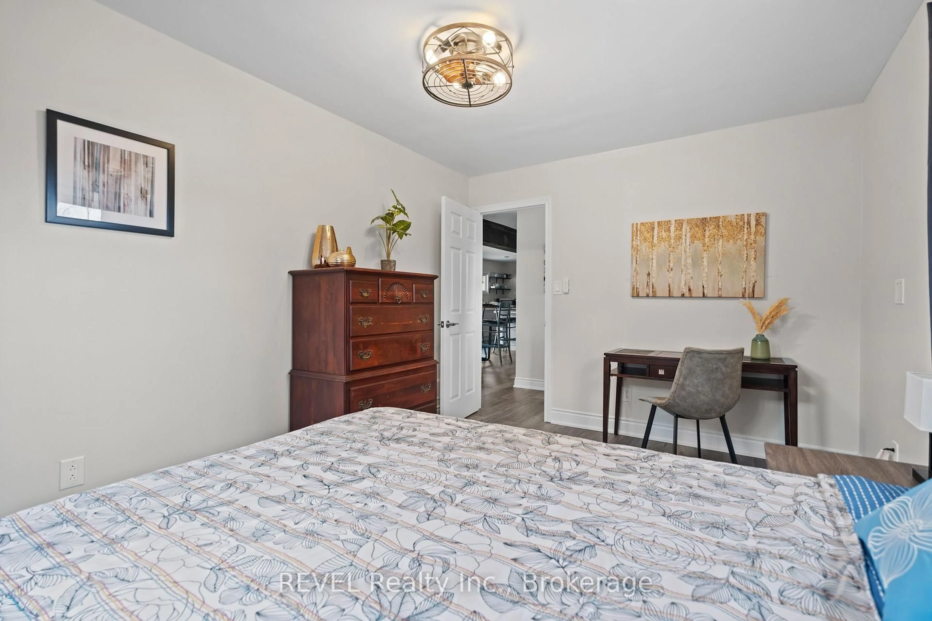 Bedroom with bed, unknown for 3485 Switch Rd, Fort Erie Ontario L0S 1S0