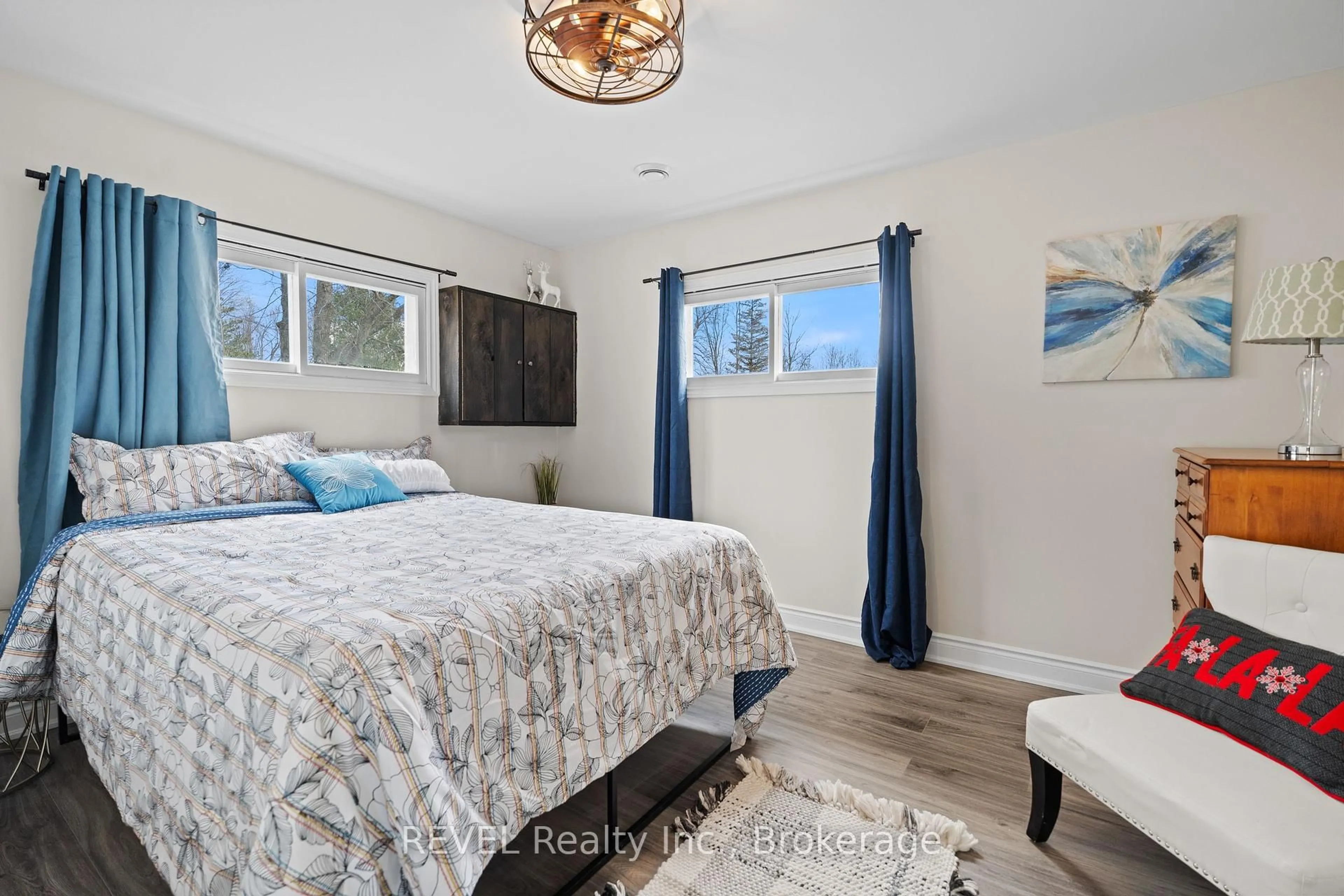 Bedroom with bed, unknown for 3485 Switch Rd, Fort Erie Ontario L0S 1S0