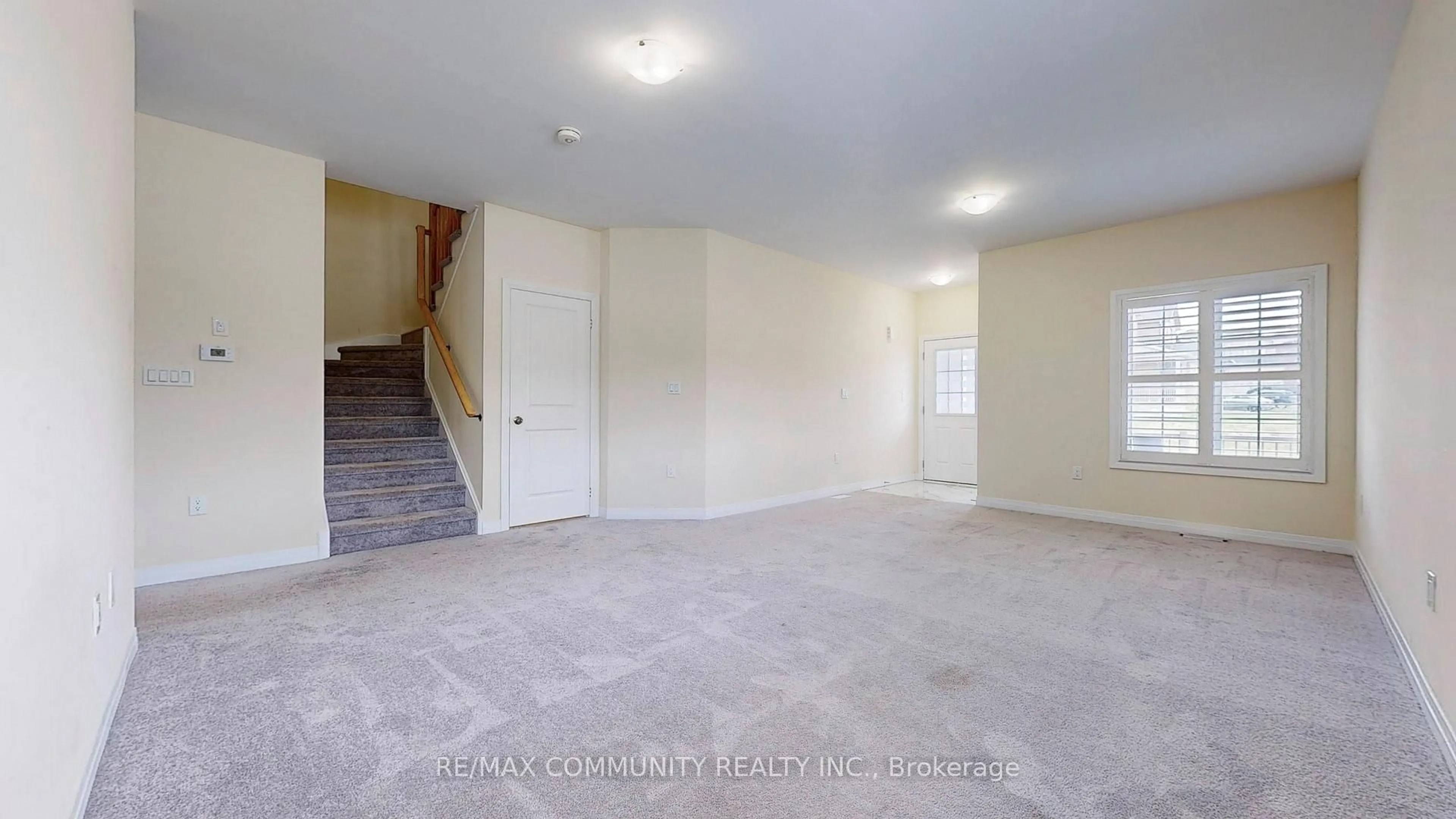 A pic of a room for 14 Lamb Ave, Kawartha Lakes Ontario K9V 0J3