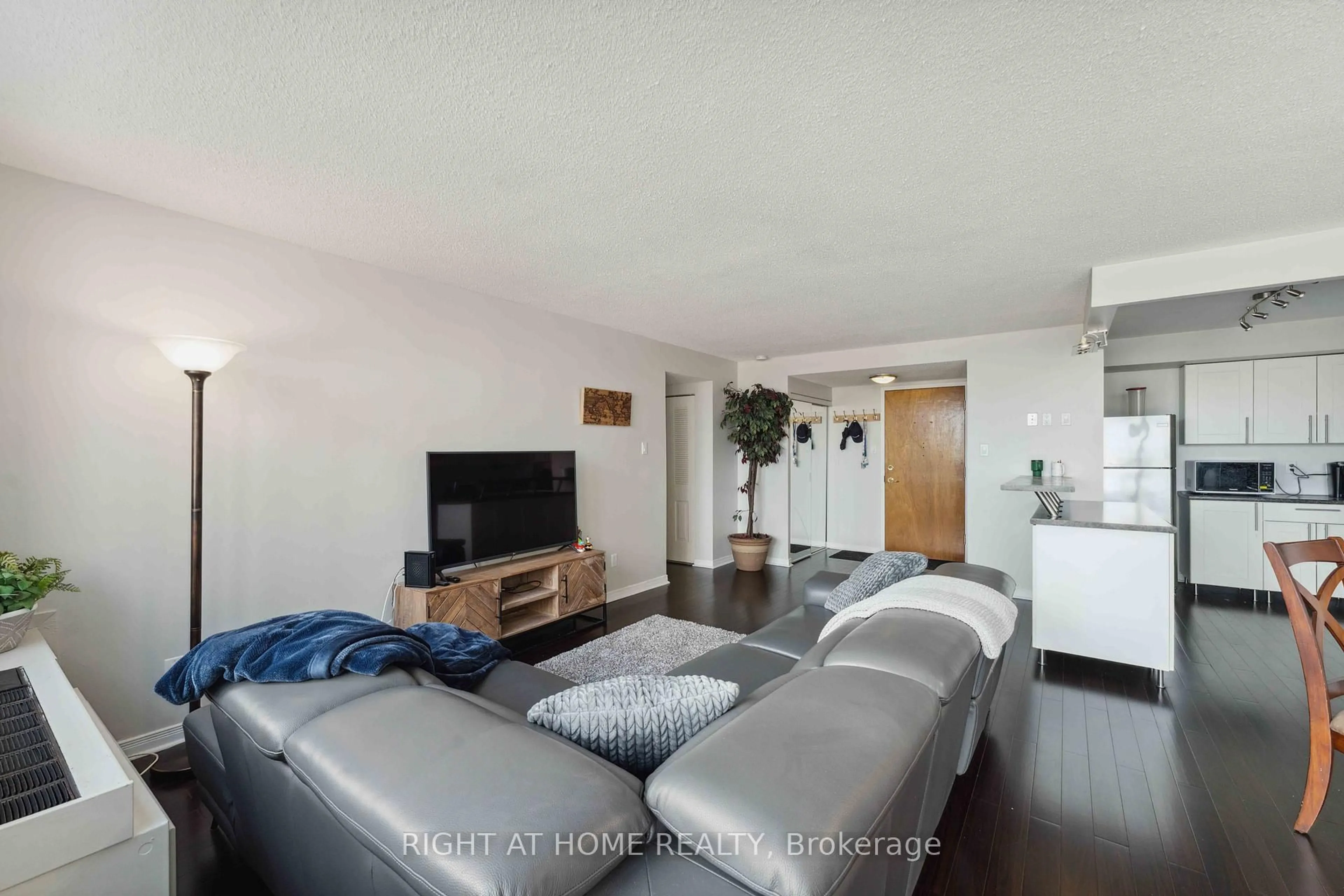 Living room with furniture, unknown for 2760 CAROUSEL Cres #502, Ottawa Ontario K1T 2N4