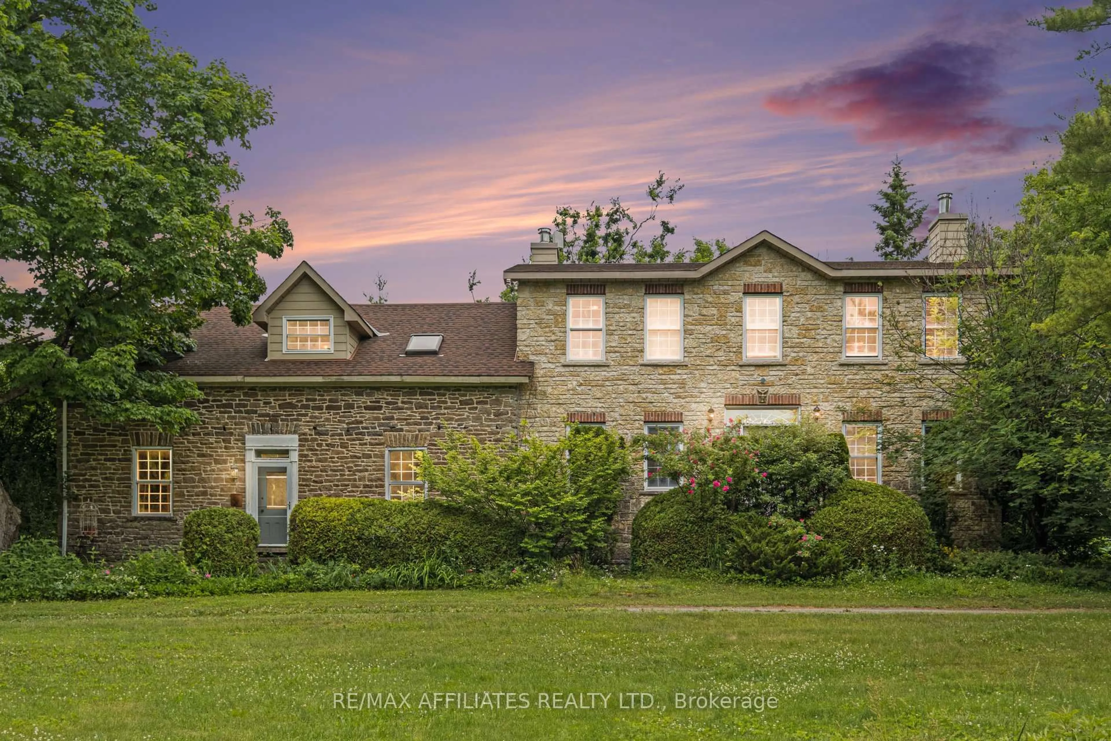 A pic from outside/outdoor area/front of a property/back of a property/a pic from drone, building for 2435 County Road 20 Rd, North Grenville Ontario K0G 1T0