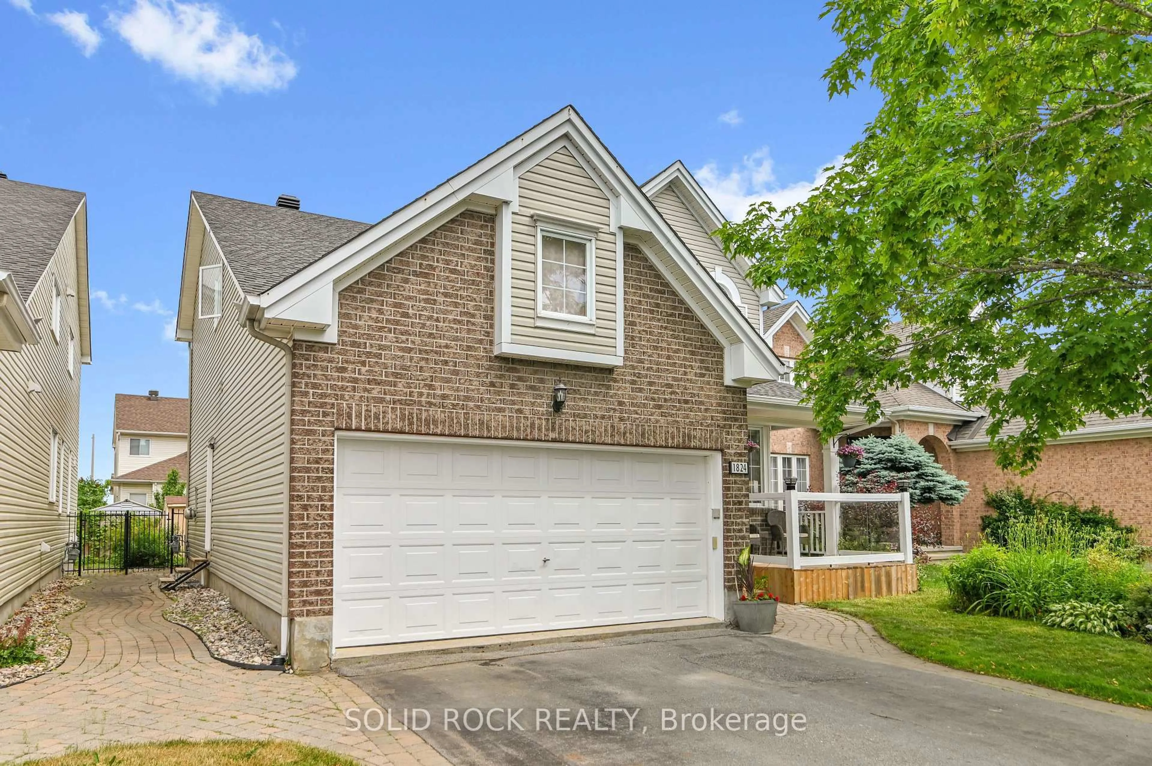 Home with brick exterior material, street for 1824 McCallum Dr, Ottawa Ontario K4A 3T7