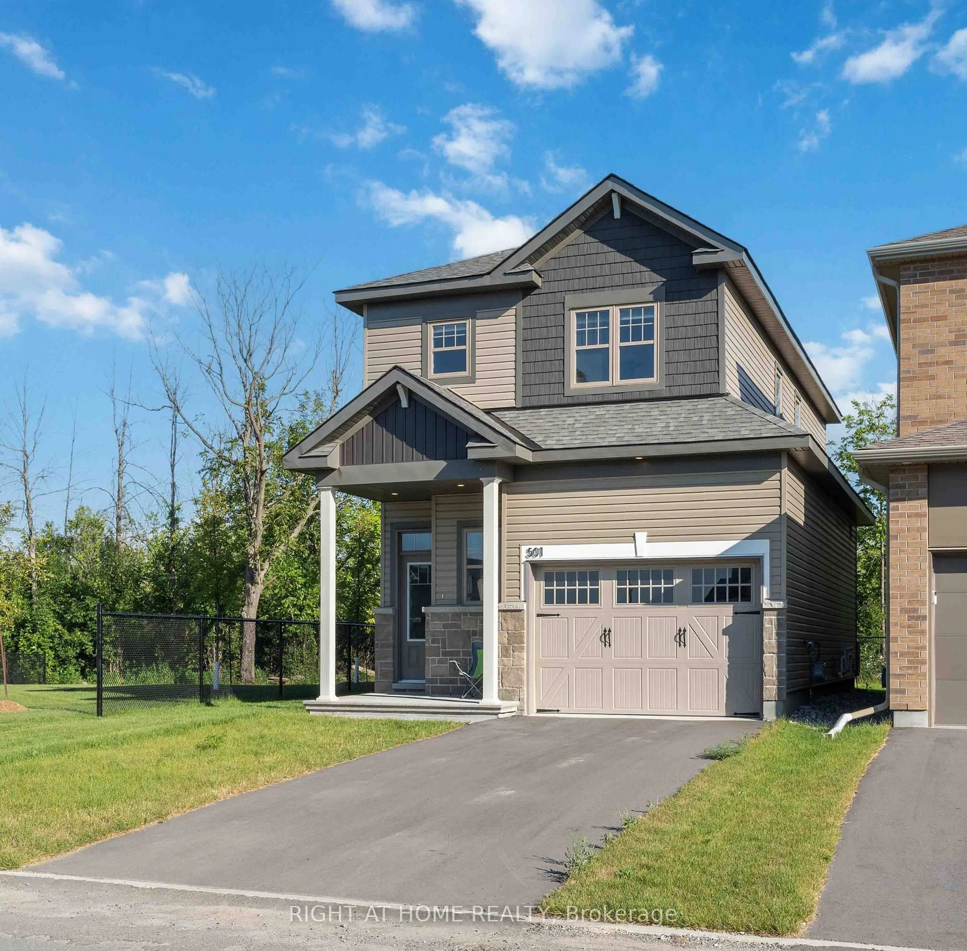 Home with brick exterior material, street for 501 Paakanaak Ave, Ottawa Ontario K1X 0G9