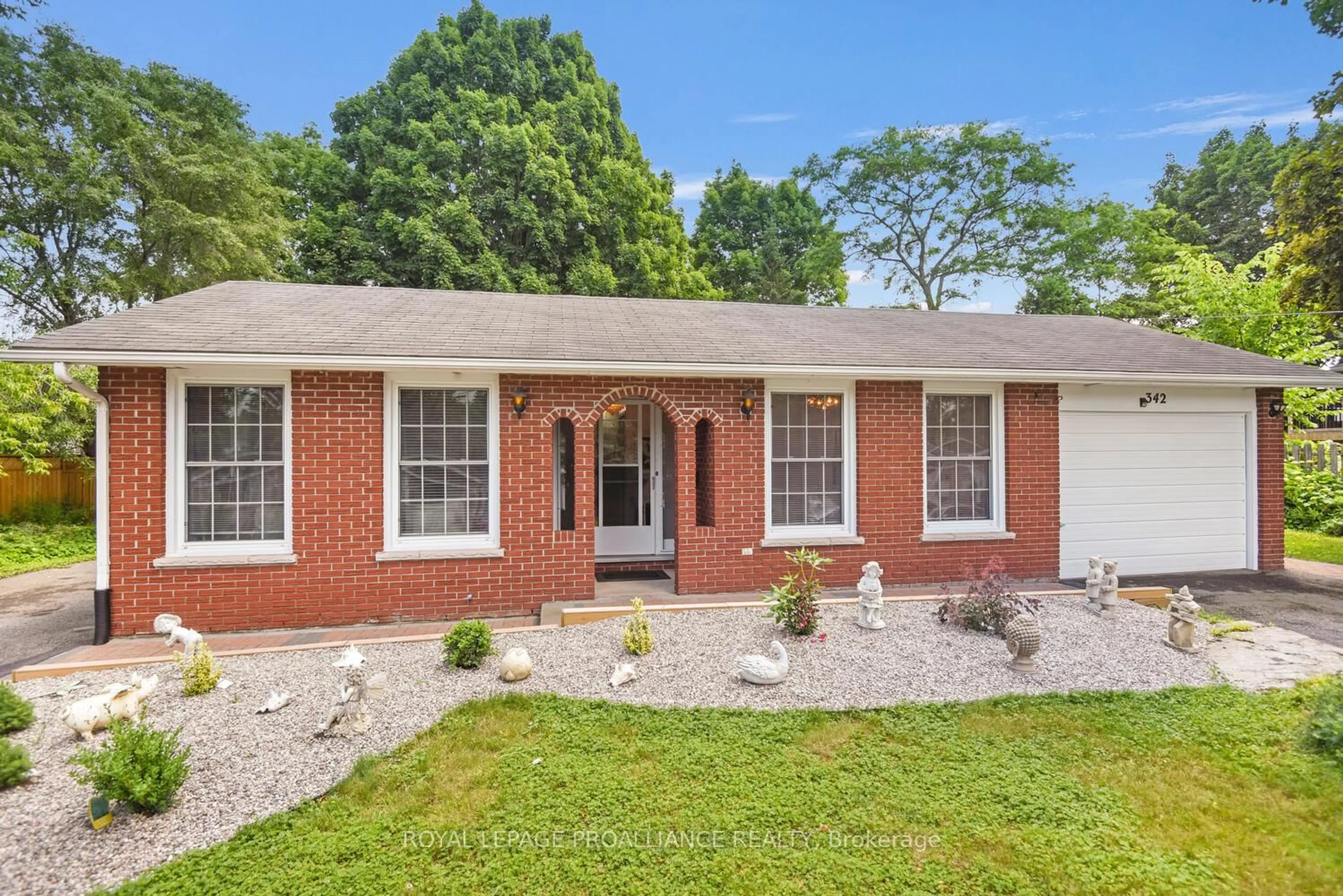 Home with brick exterior material, street for 342 Abbott St, Brockville Ontario K6V 5Y9