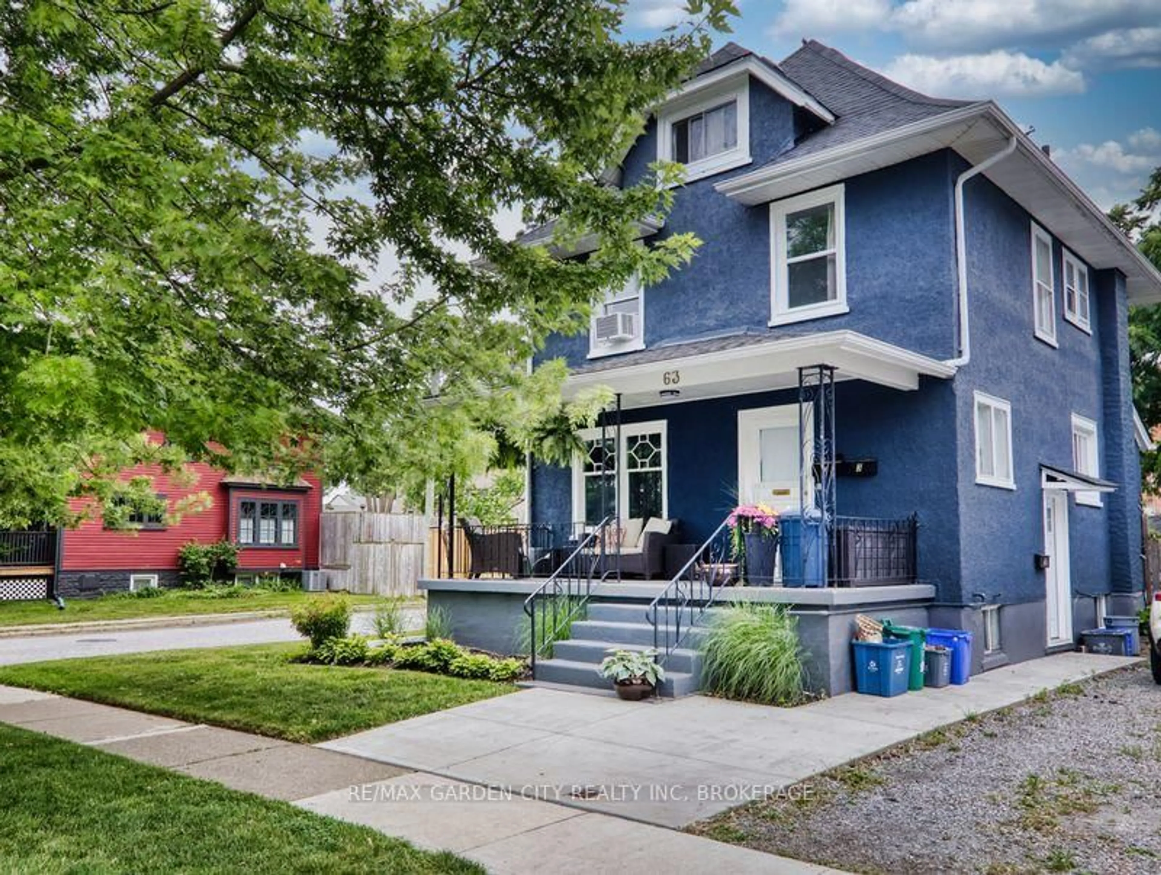 Home with brick exterior material, street for 63 Thomas St, St. Catharines Ontario L2R 6M3