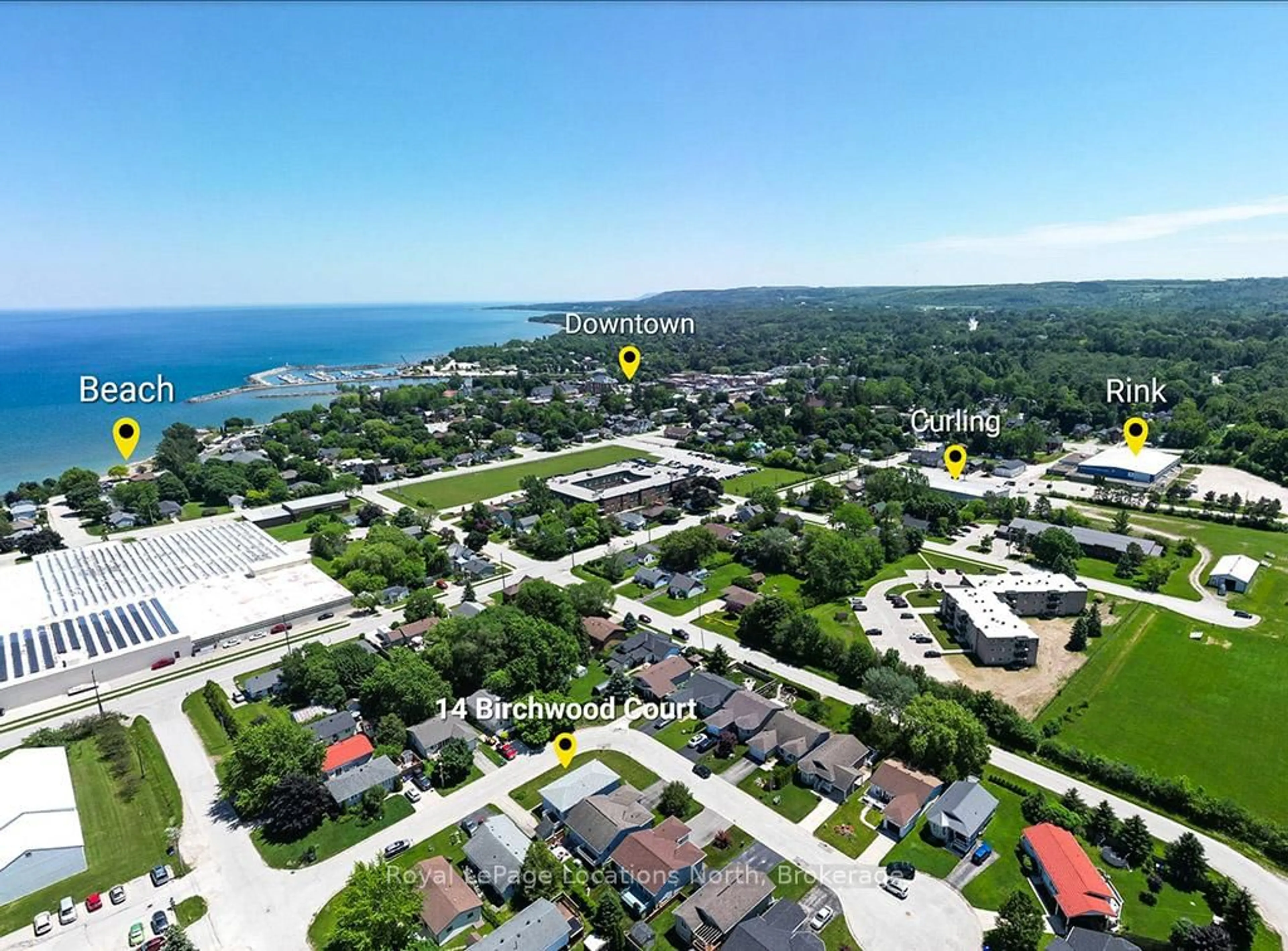 A pic from outside/outdoor area/front of a property/back of a property/a pic from drone, street for 14 Birchwood Crt, Meaford Ontario N4L 1T8