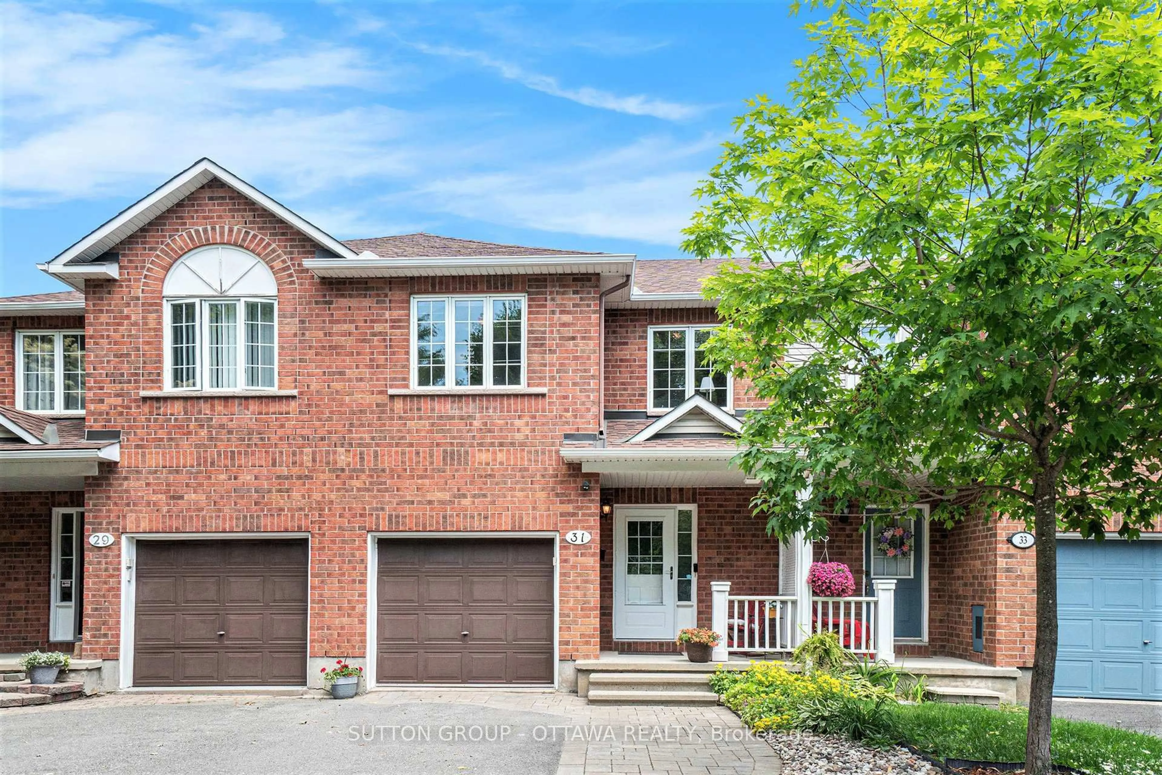 Home with brick exterior material, street for 31 Gray Cres, Ottawa Ontario K2K 3J6