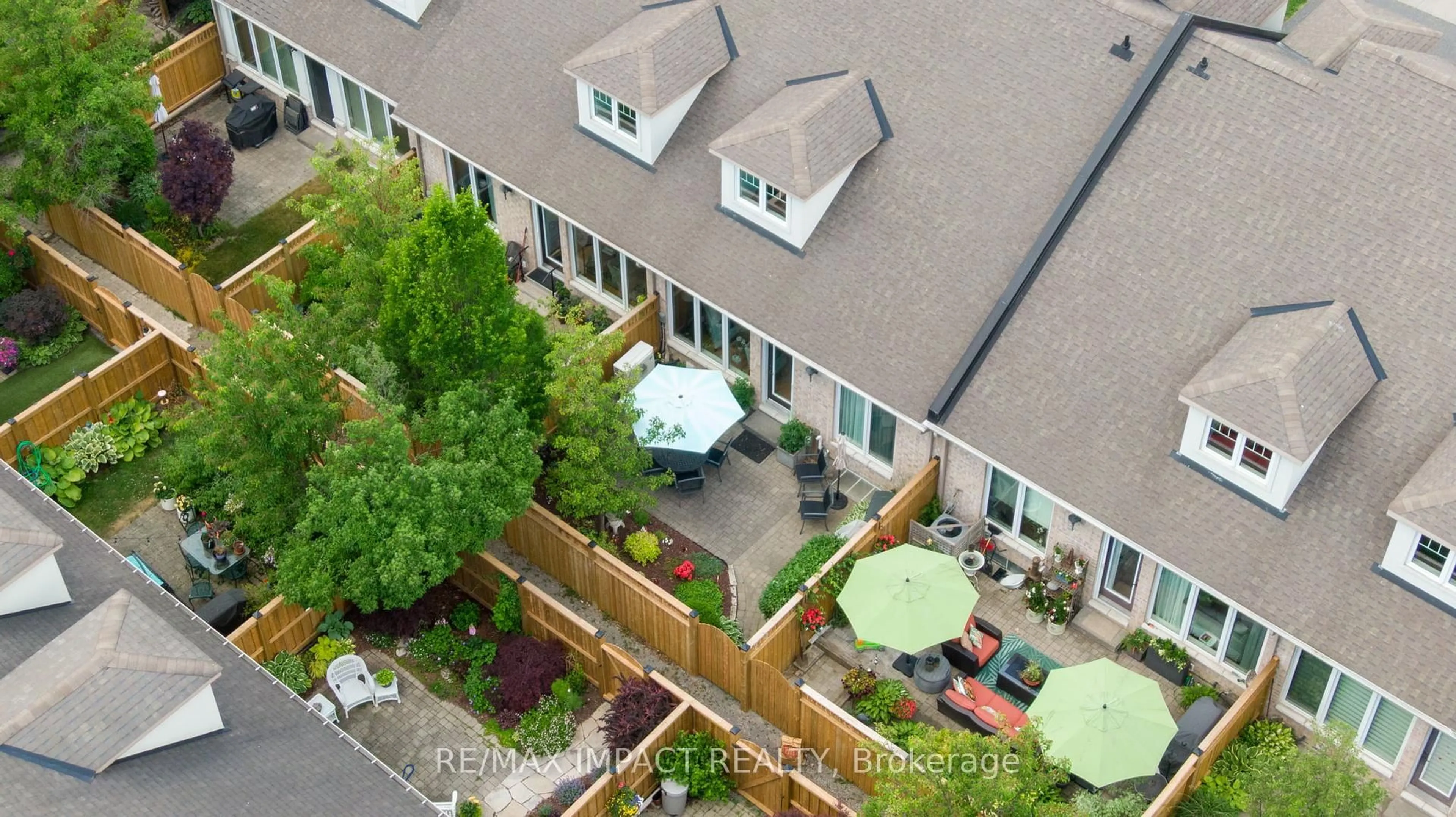 A pic from outside/outdoor area/front of a property/back of a property/a pic from drone, city buildings view from balcony for 120 University Ave #503, Cobourg Ontario K9A 0H9