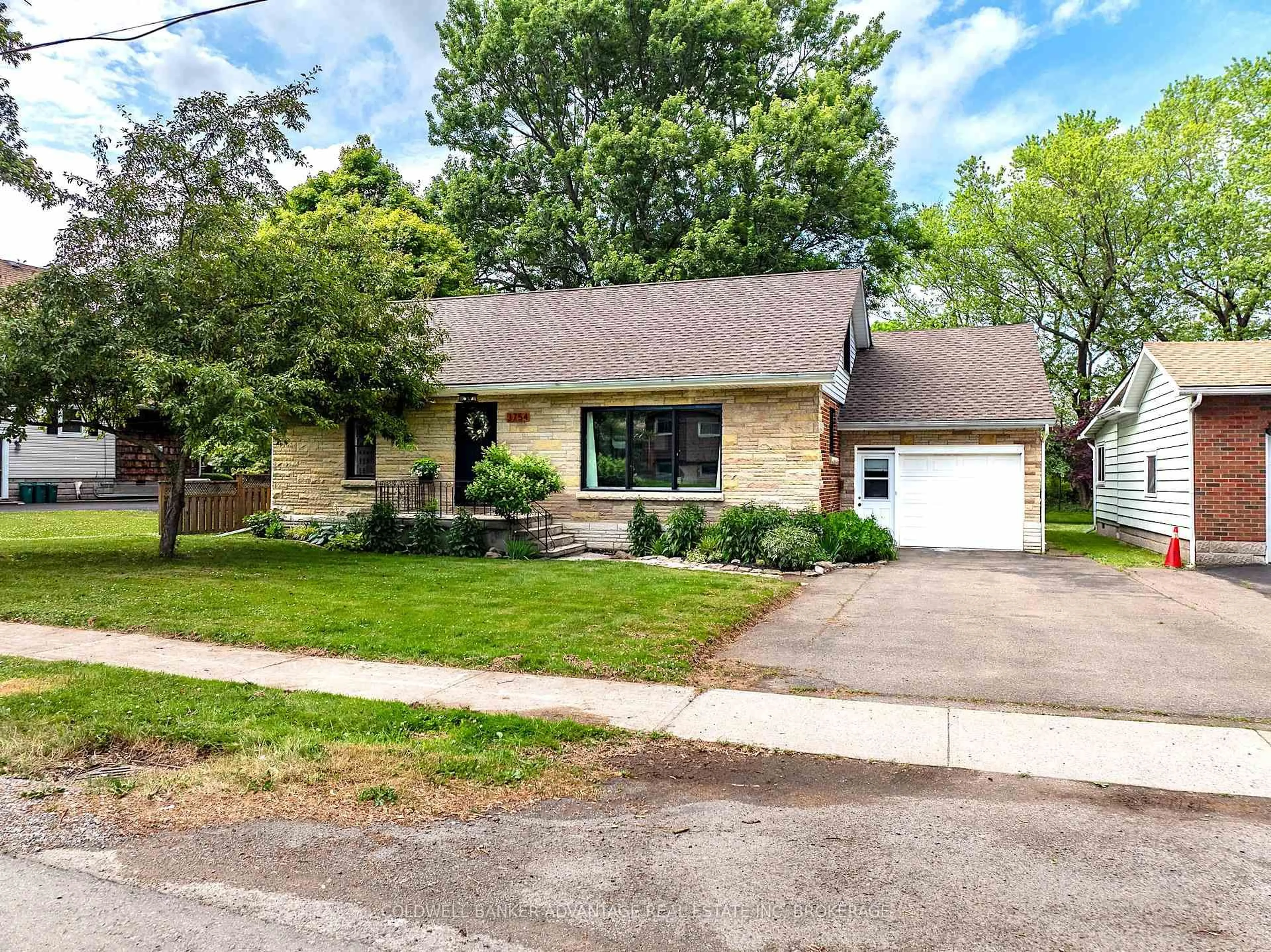 Home with brick exterior material, street for 3754 Highland Dr, Fort Erie Ontario L0S 1N0
