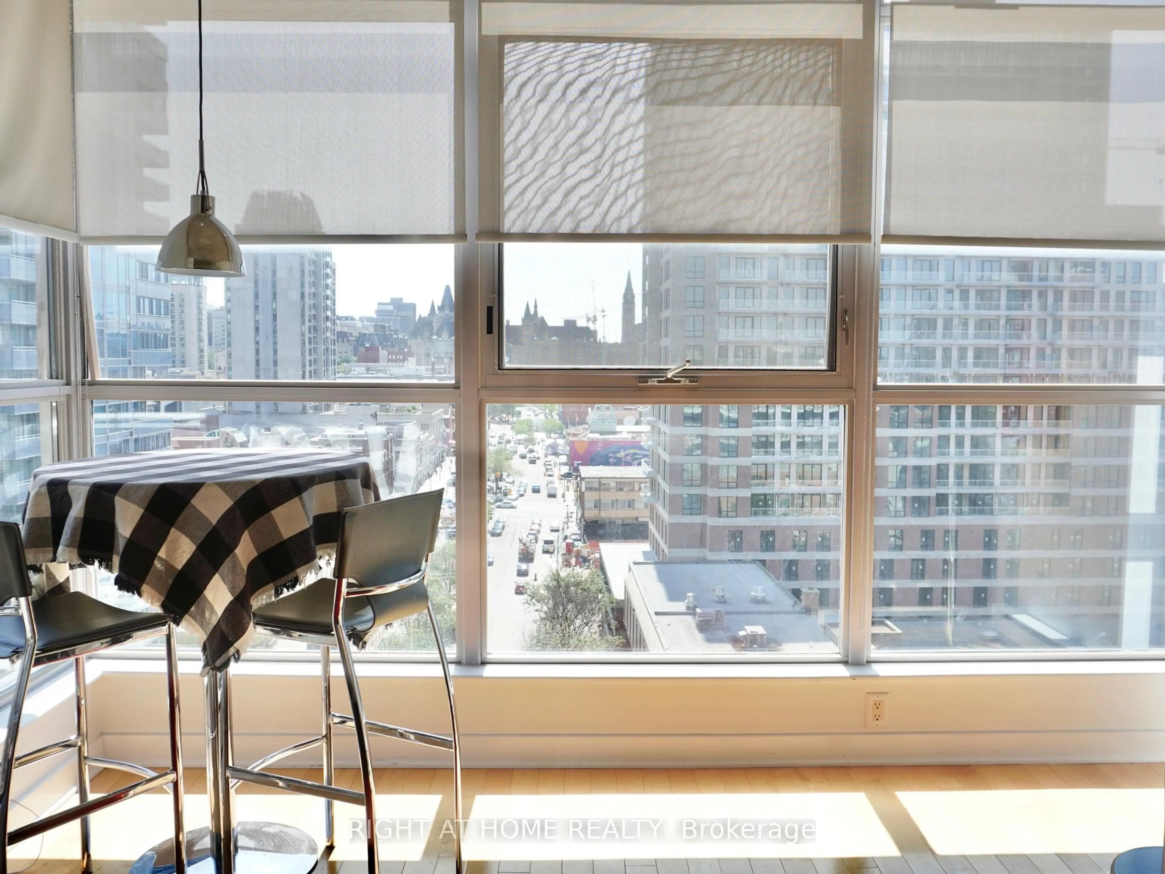 A pic of a room for 179 George St #1207, Ottawa Ontario K1N 1J8