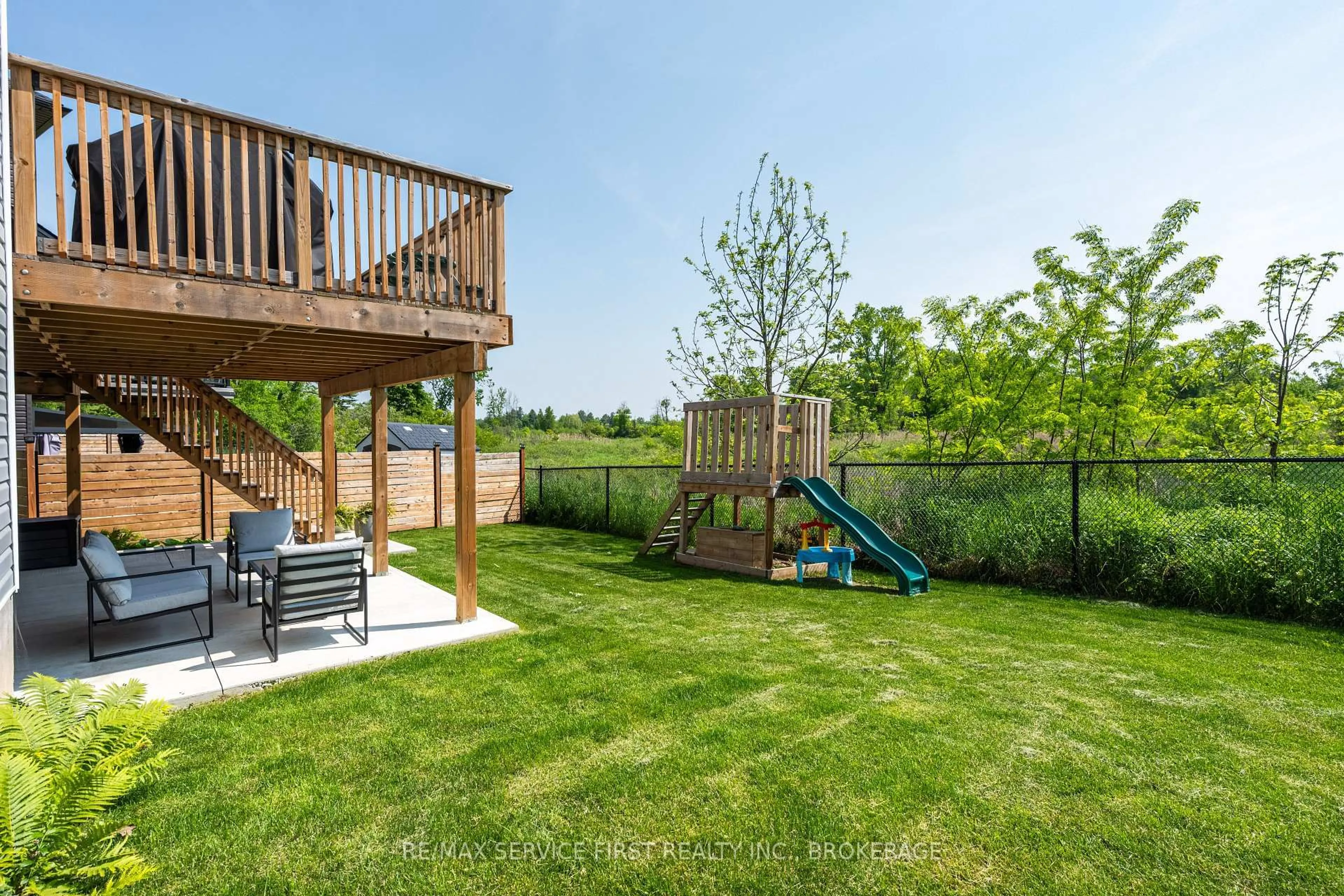Patio, unknown for 244 Mill Pond Pl, Kingston Ontario K7M 0C9