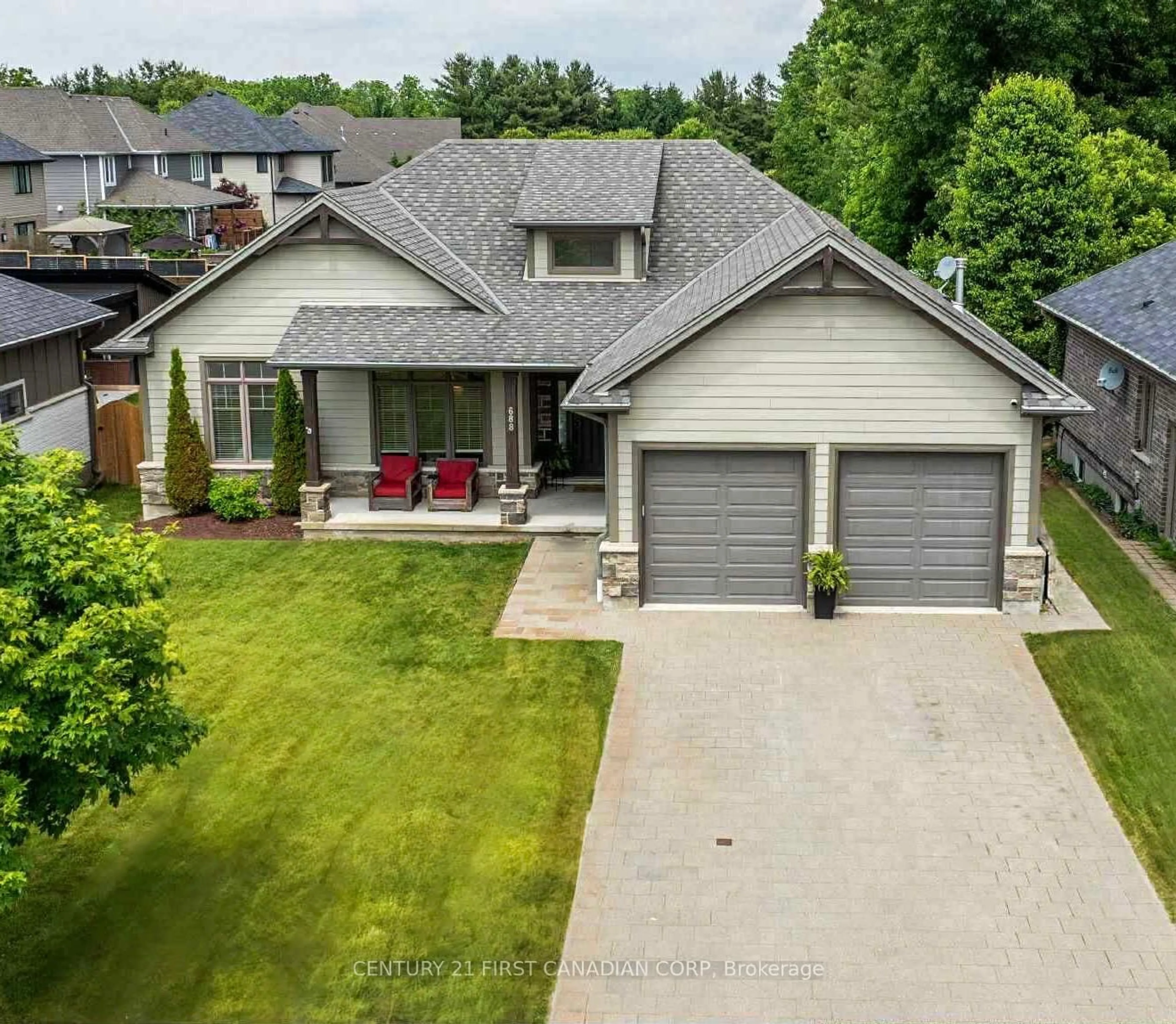 A pic from outside/outdoor area/front of a property/back of a property/a pic from drone, street for 688 Woods Edge Rd, Strathroy Caradoc Ontario N0L 1W0