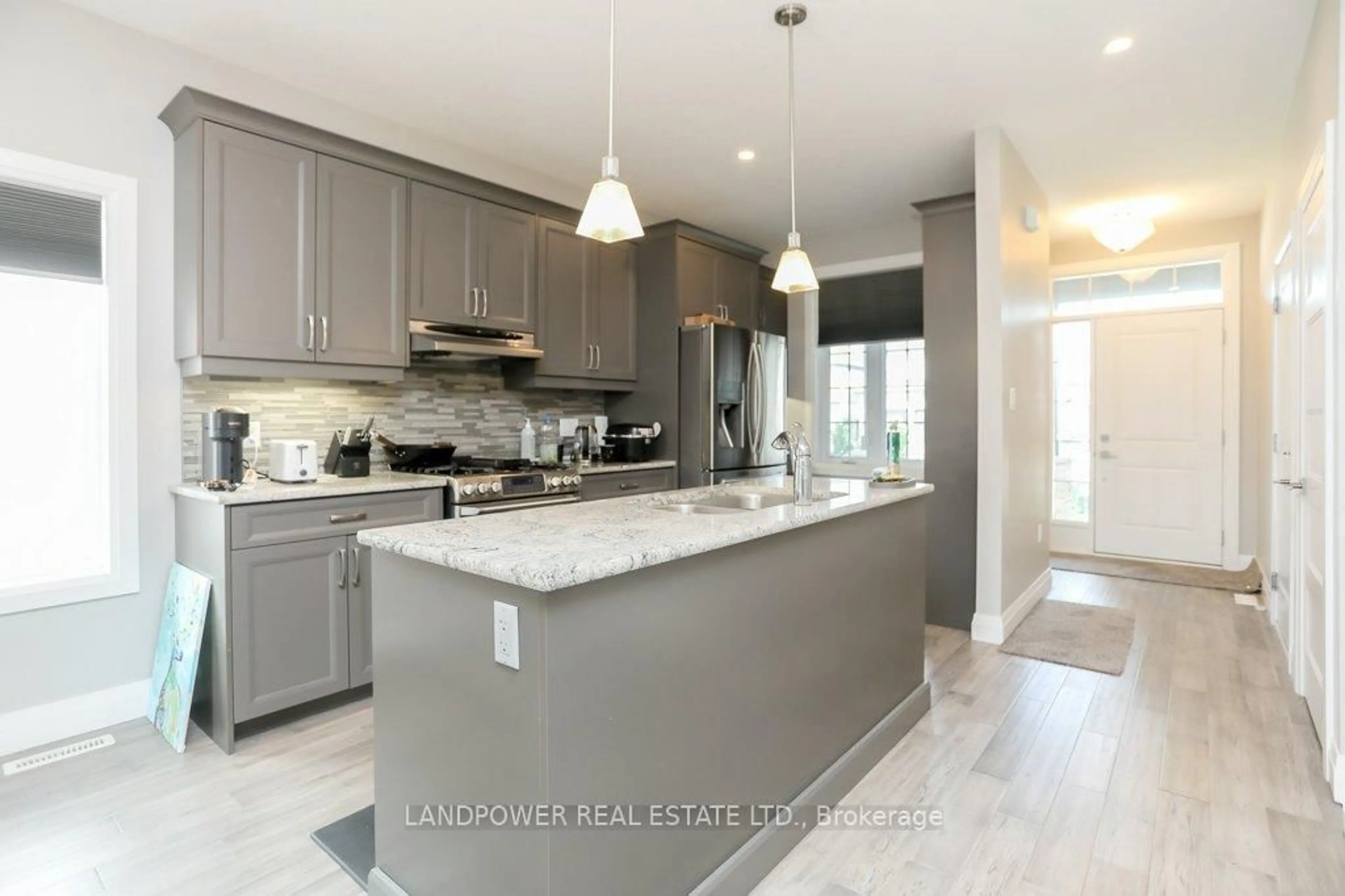 Contemporary kitchen, ceramic/tile floor for 3235 Raleigh Cres, London South Ontario N6P 0E4