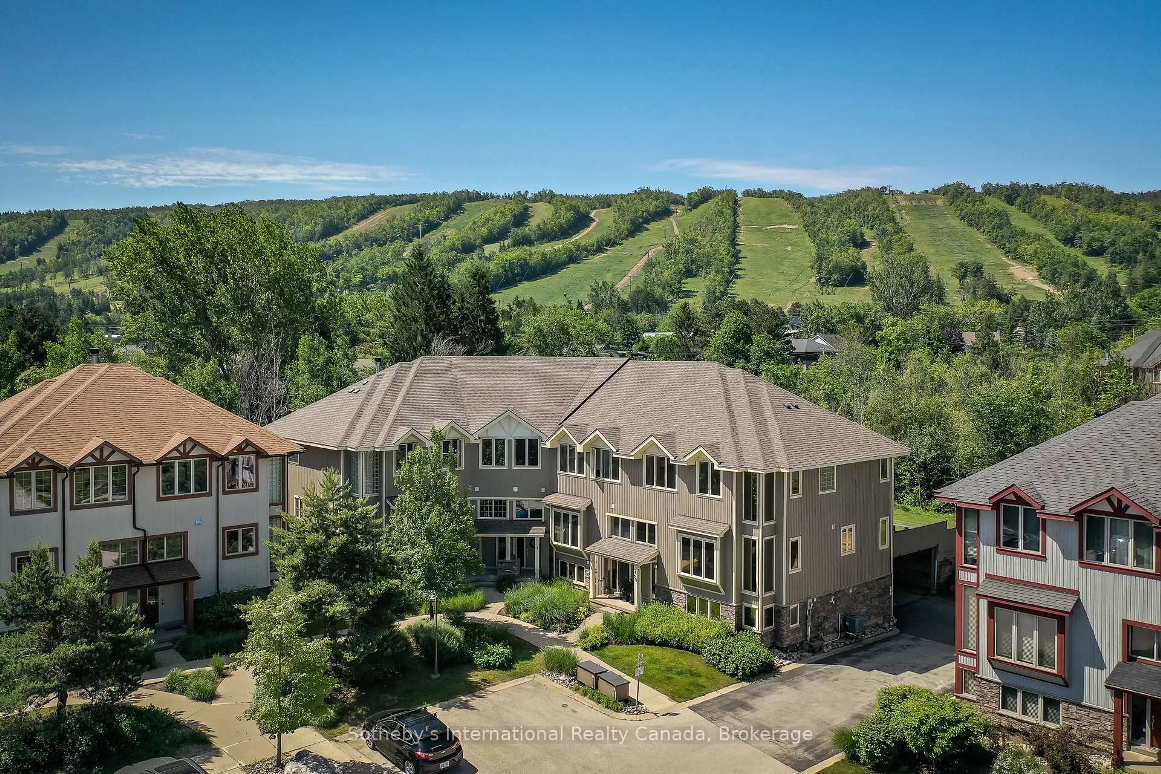 A pic from outside/outdoor area/front of a property/back of a property/a pic from drone, mountain view for 224 Blueski George Cres #16, Blue Mountains Ontario L9Y 0V6