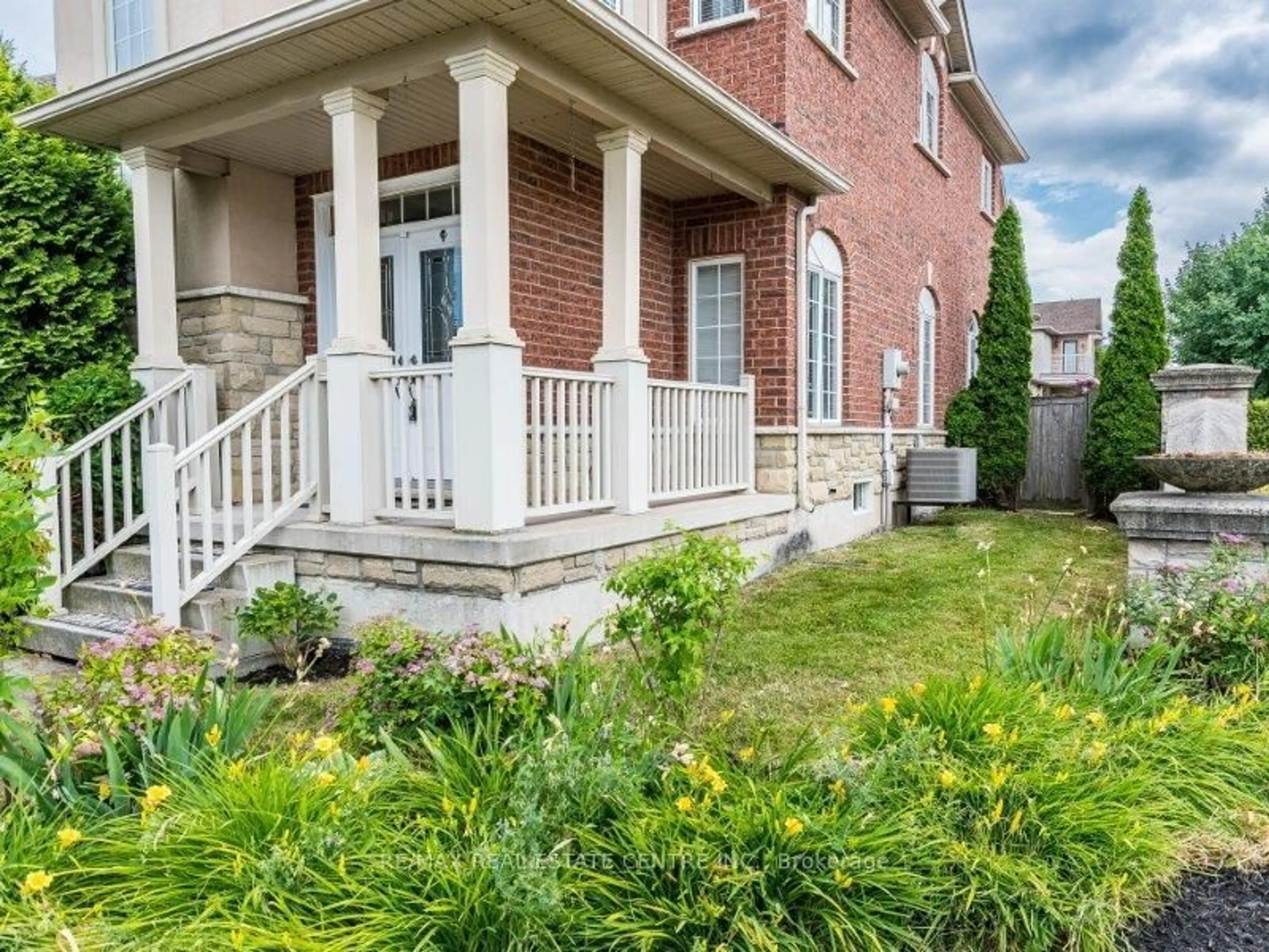 Home with brick exterior material, street for 4 Panorama Way, Hamilton Ontario L8E 6C6