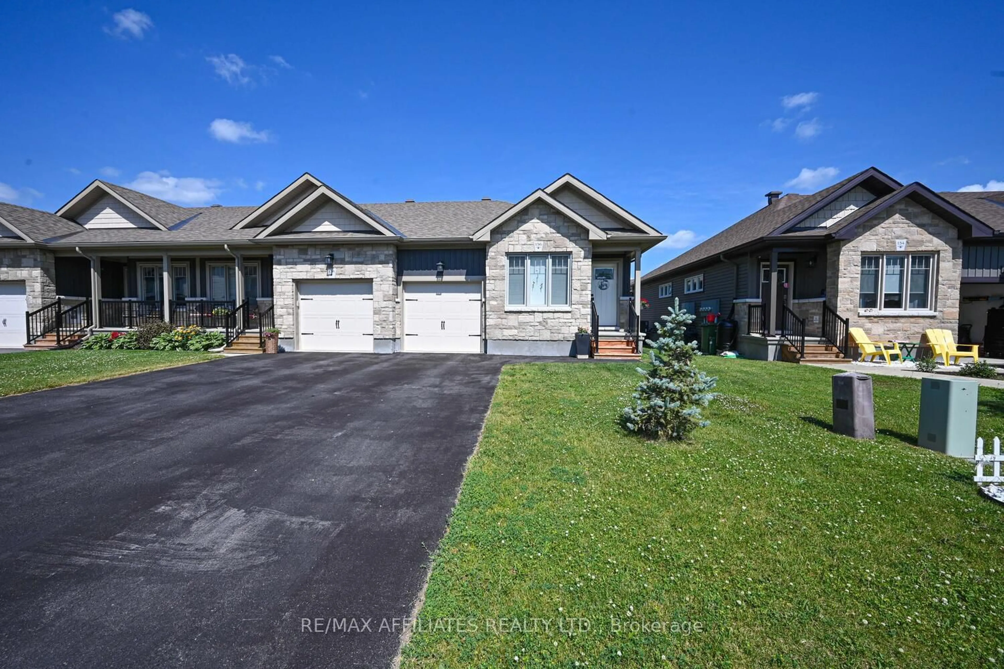 Home with vinyl exterior material, street for 156 Ferrara Dr, Smiths Falls Ontario K7A 0A2