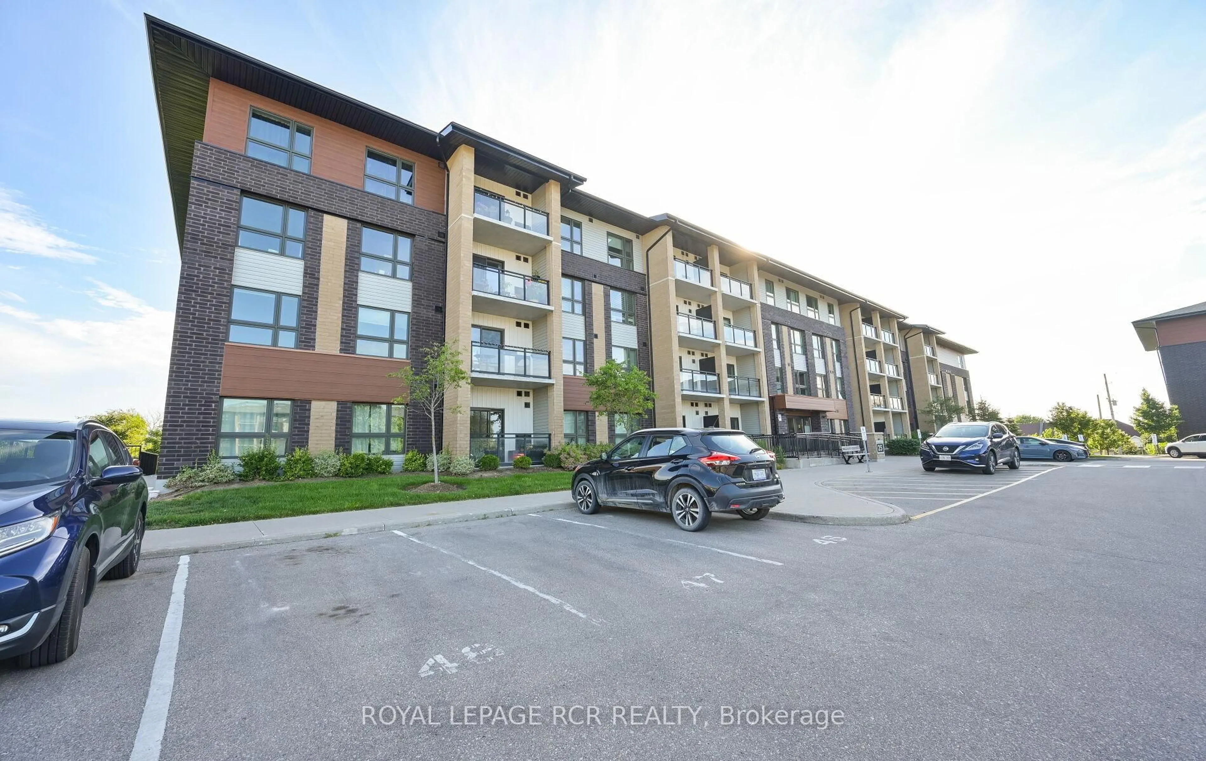 A pic from outside/outdoor area/front of a property/back of a property/a pic from drone, building for 25 Kay Cres #LL02, Guelph Ontario N1L 0P2