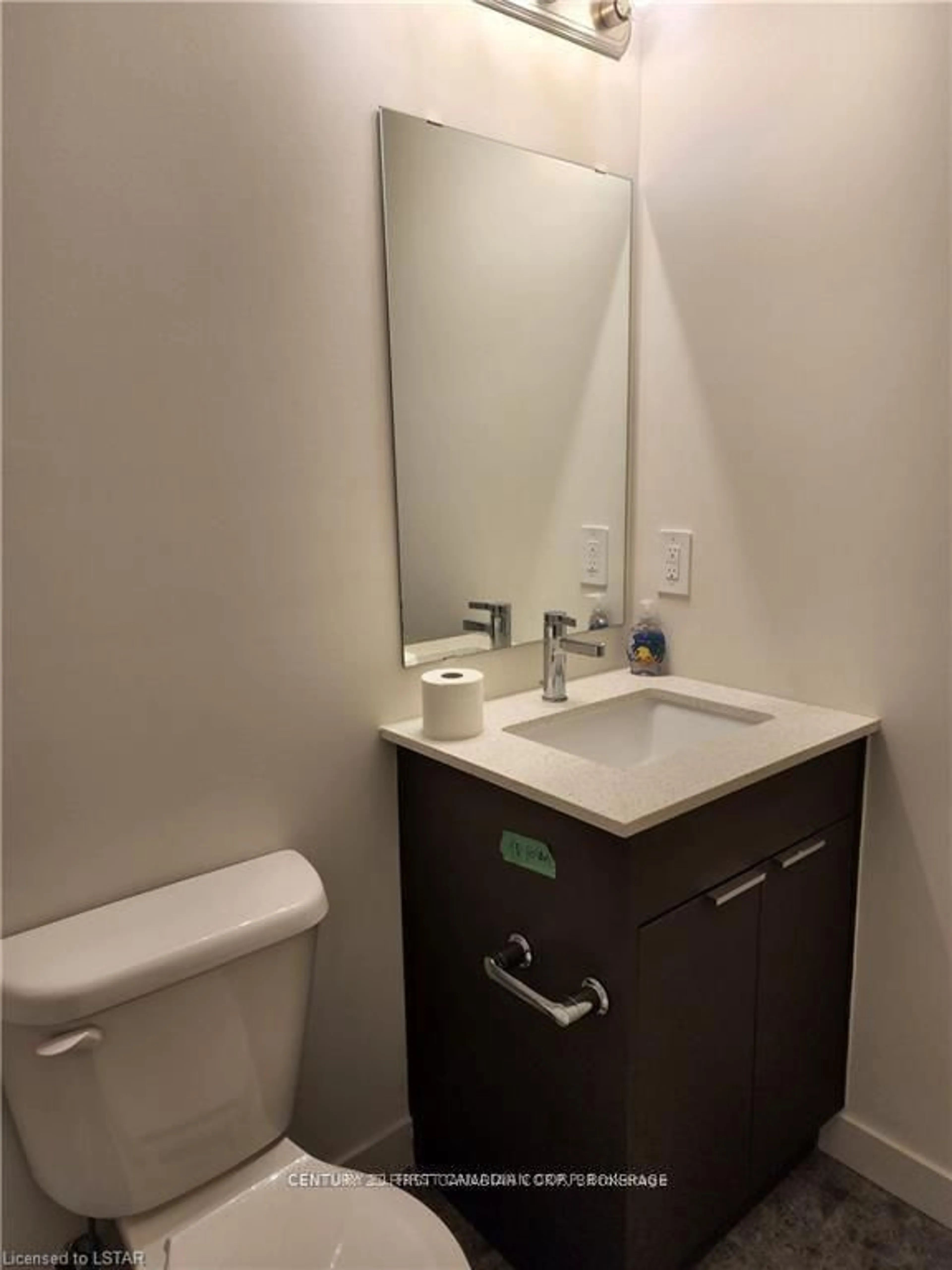 Standard bathroom, floor is not visible for 1781 Henrica Ave #44, London North Ontario N6G 0Y2