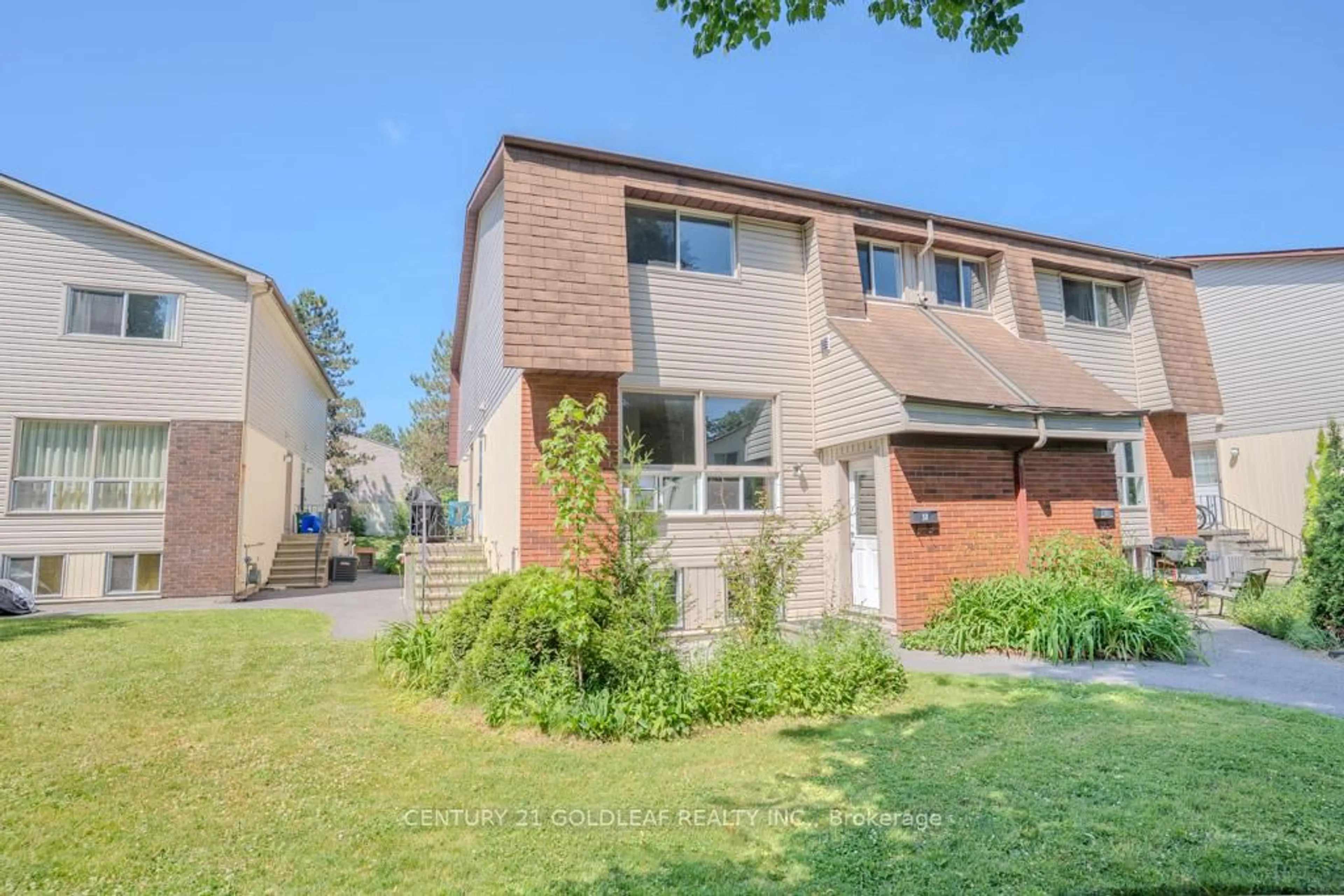 Unknown for 5 Sonnet Cres #75, Ottawa Ontario K2H 8W8