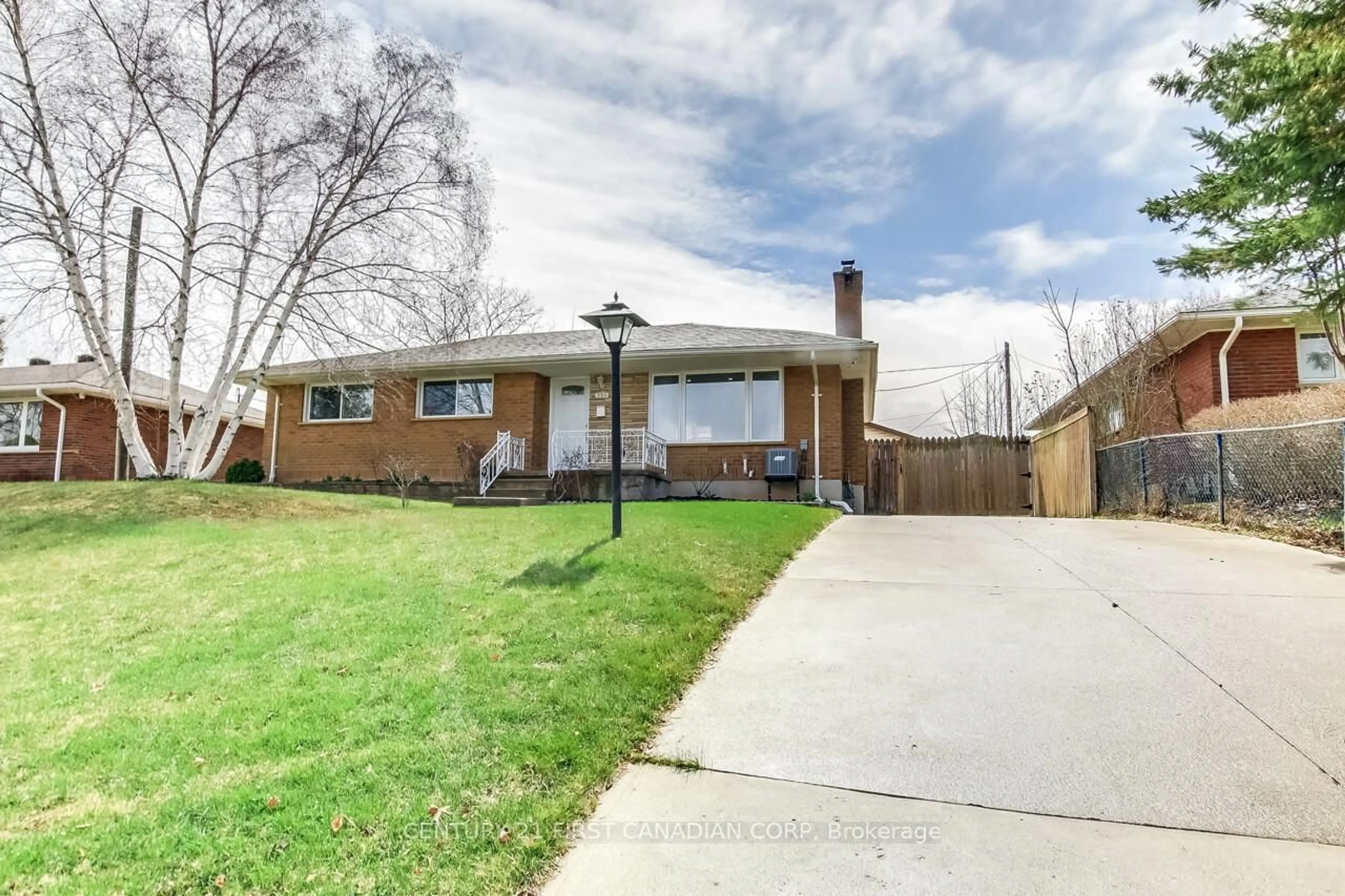 Home with brick exterior material, street for 393 Chippendale Cres, London South Ontario N5Z 3G1