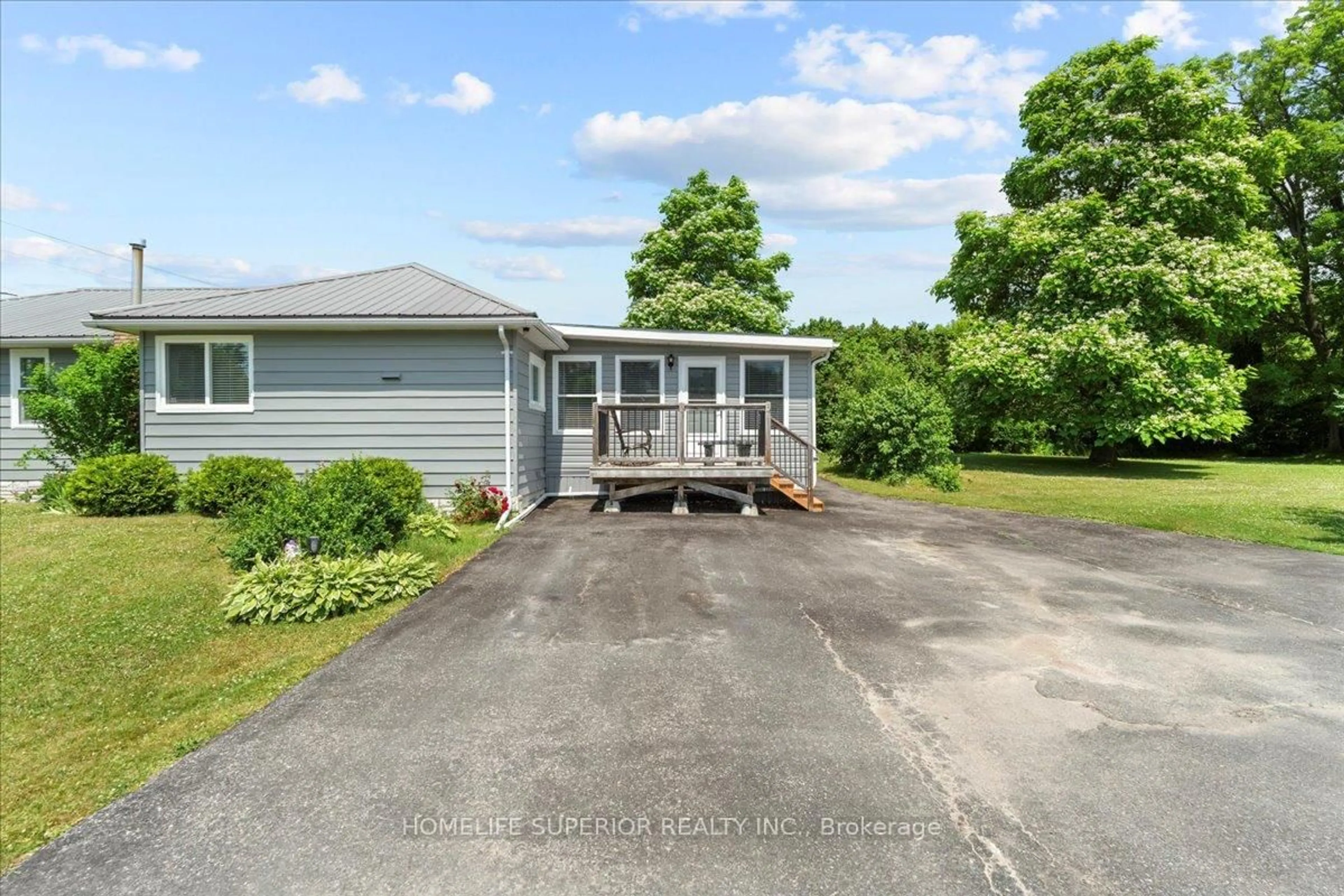 A pic from outside/outdoor area/front of a property/back of a property/a pic from drone, street for 118 Hastings Ave, Limoges Ontario K0K 2M0
