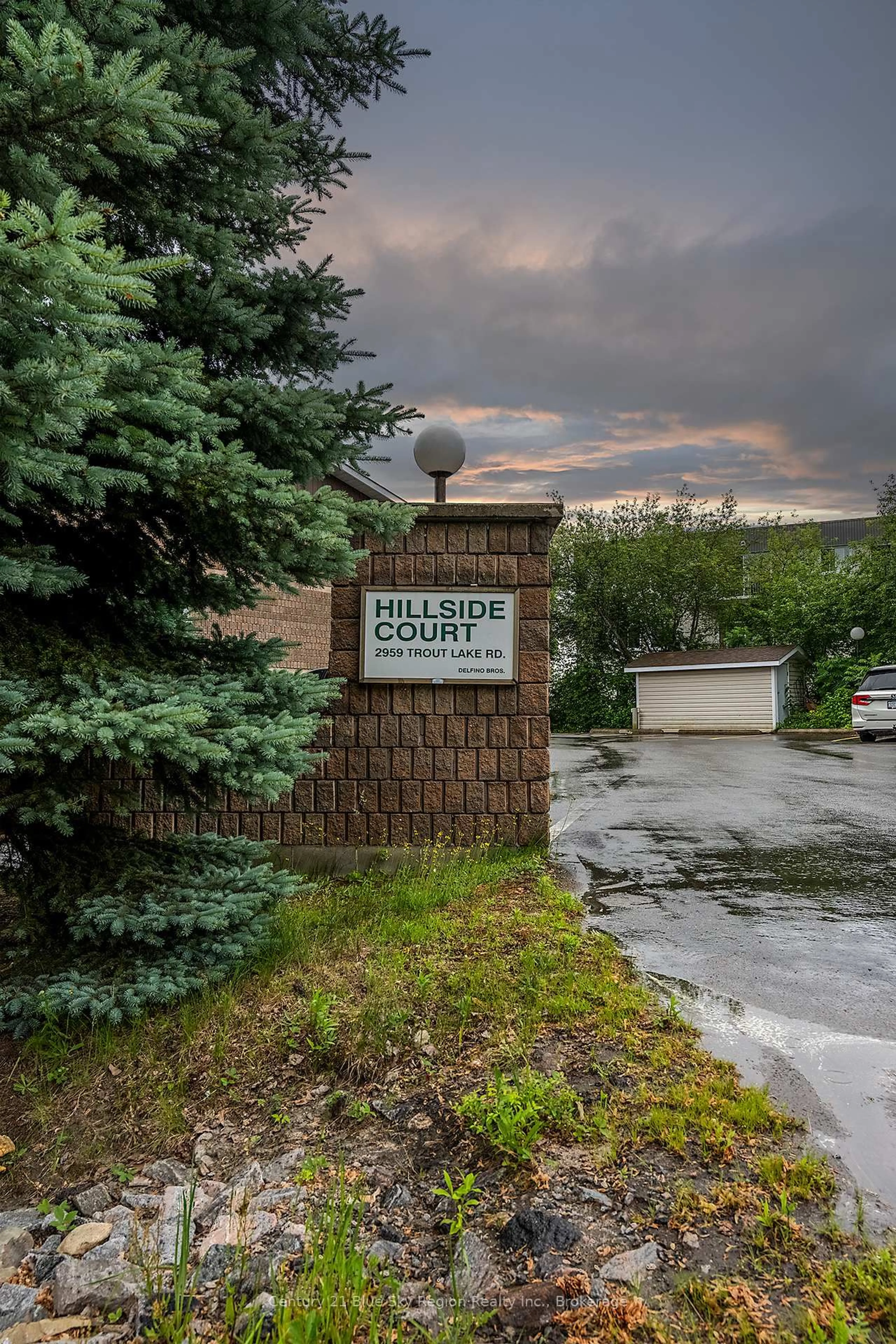 Unknown for 2959 Trout Lake Rd #102, North Bay Ontario P1A 4C9