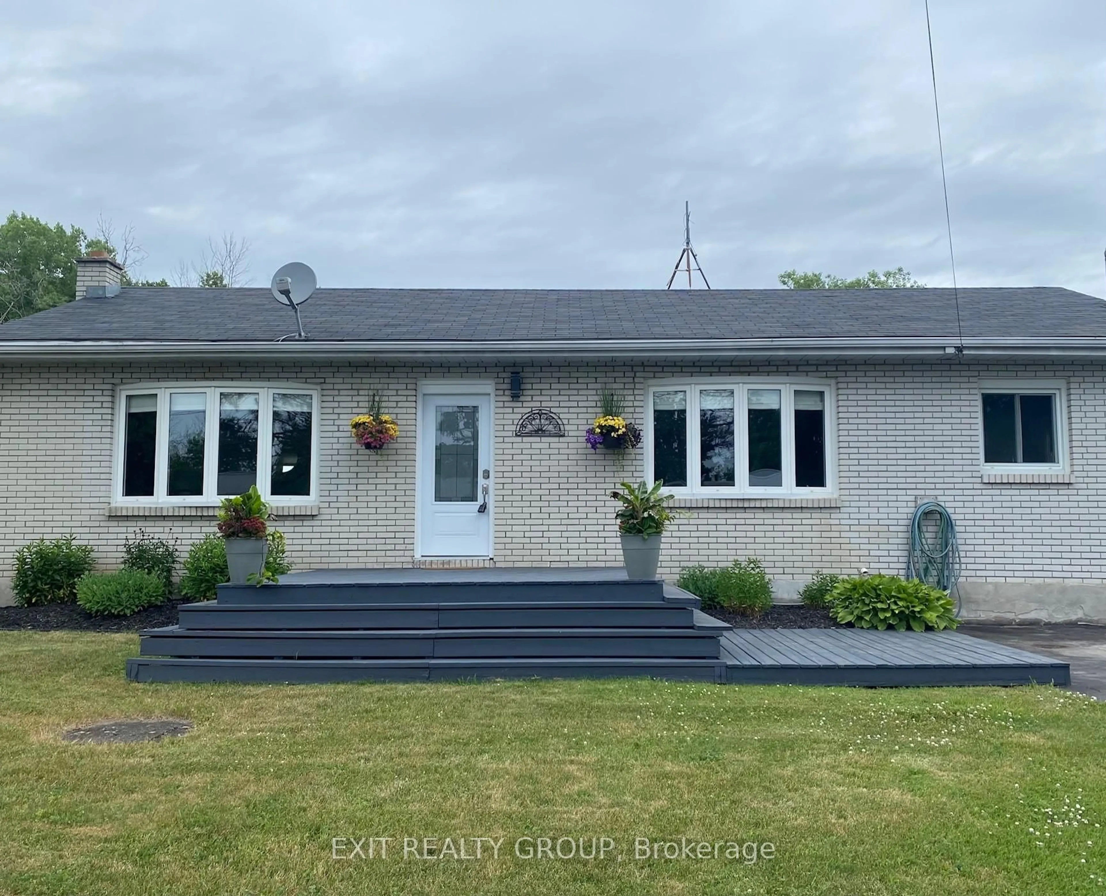 A pic from outside/outdoor area/front of a property/back of a property/a pic from drone, unknown for 146 Bernard Long Rd, Quinte West Ontario K8V 5P6