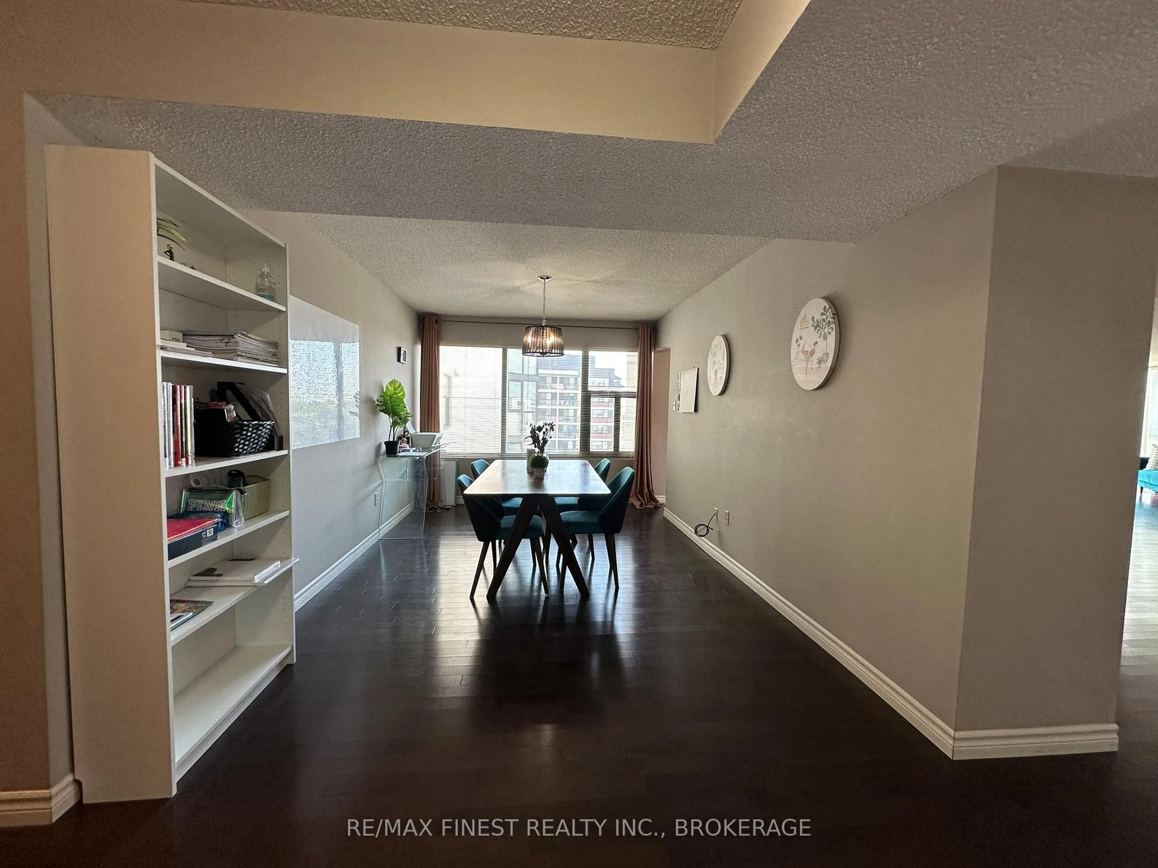 Dining room, wood/laminate floor for 185 Ontario St #1003, Kingston Ontario K7L 2Y7