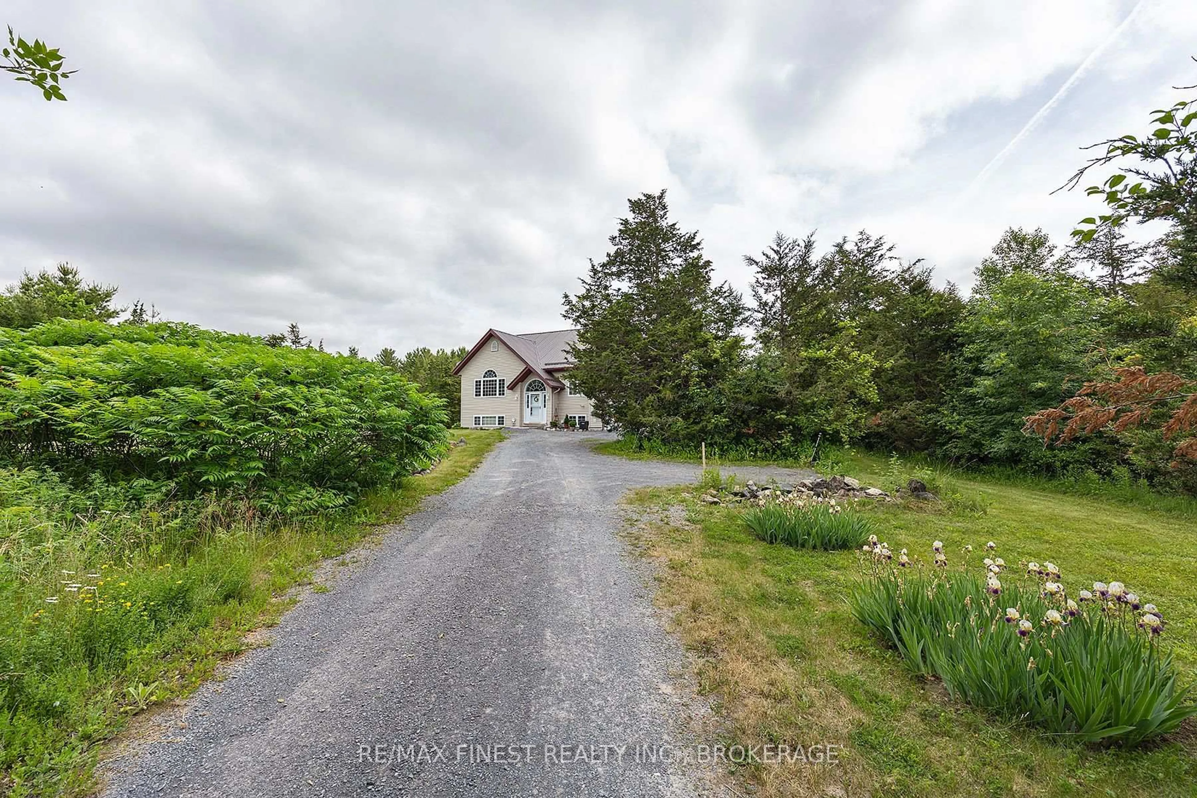 A pic from outside/outdoor area/front of a property/back of a property/a pic from drone, street for 23 Dowdle Rd, Newburgh Ontario K0K 2S0