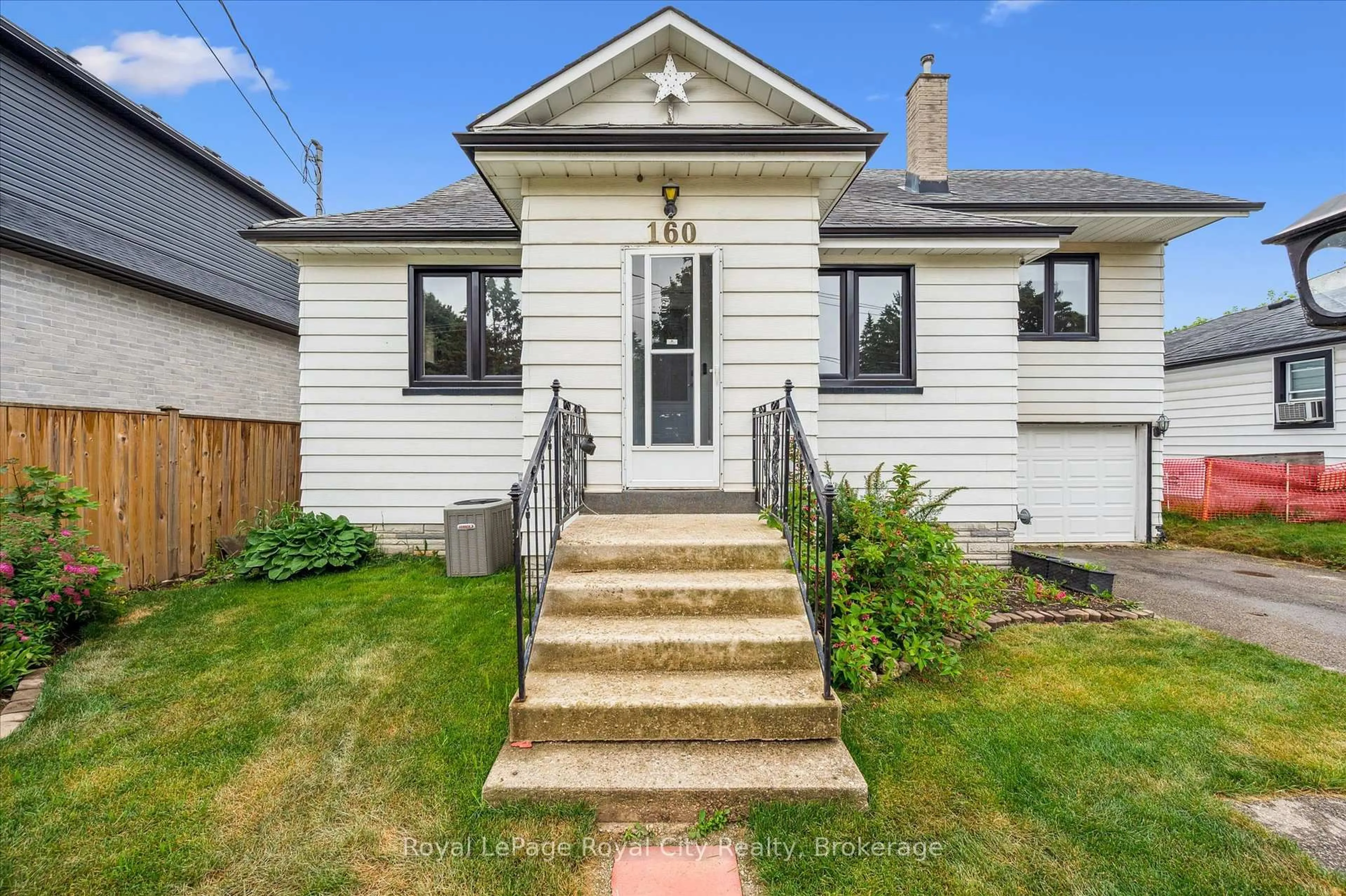 Unknown for 160 Forfar St, Centre Wellington Ontario N1M 1B2