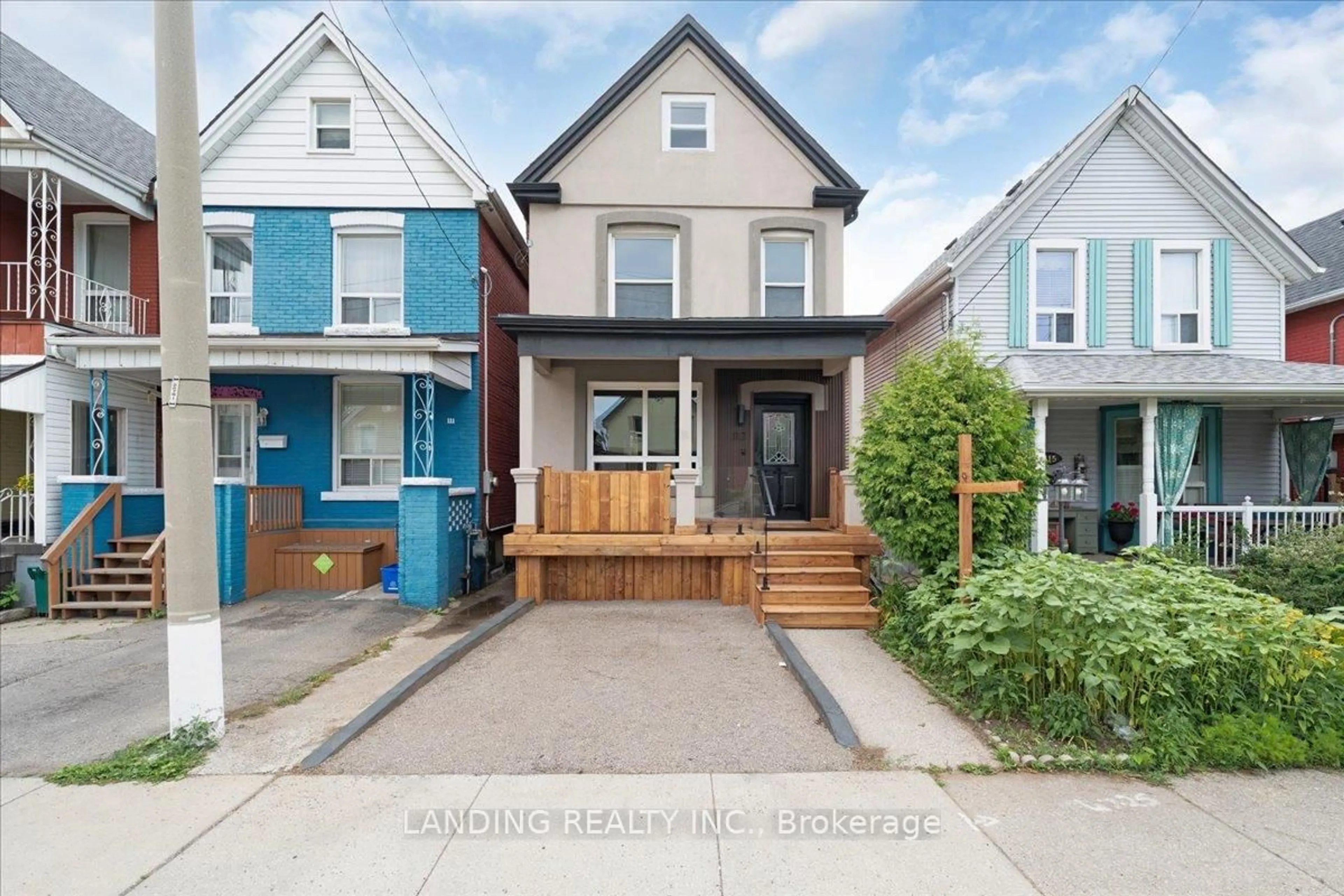 Home with brick exterior material, street for 113 Tisdale St, Hamilton Ontario L8L 5M5