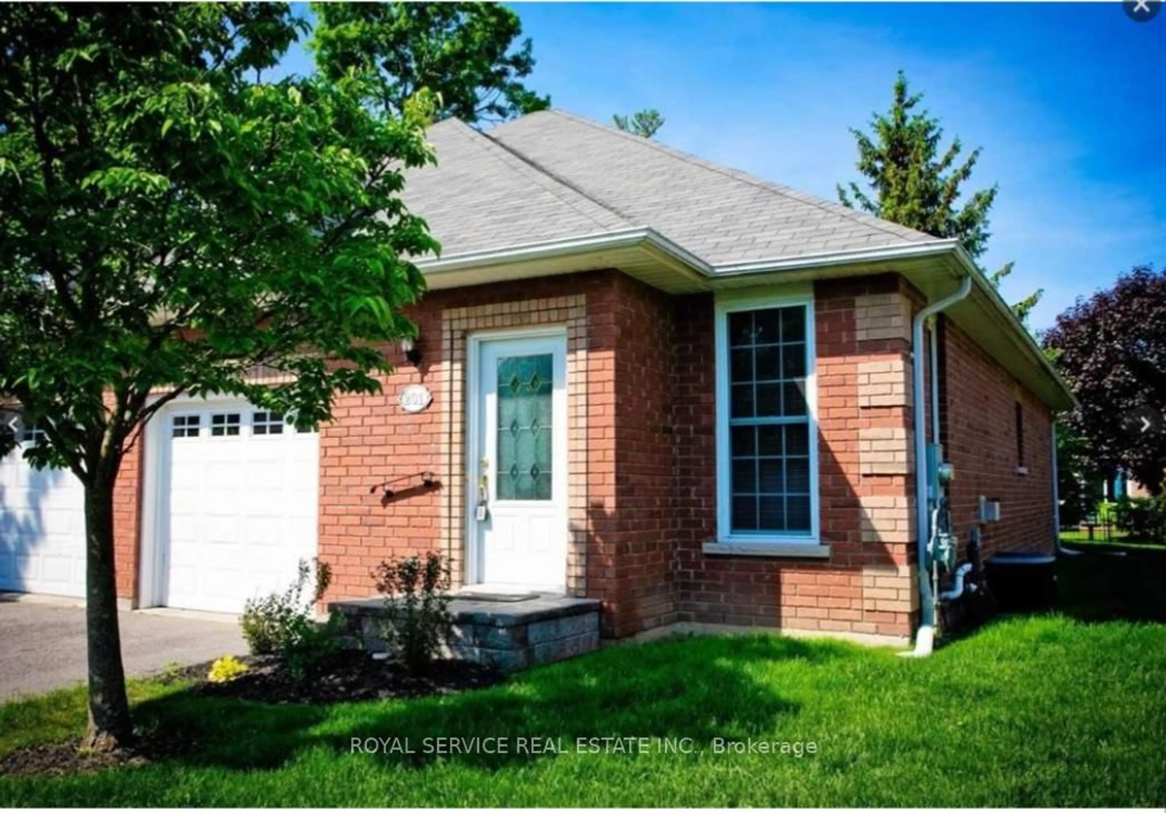 Home with brick exterior material, street for 300 D'arcy St #201, Cobourg Ontario K9A 0A2