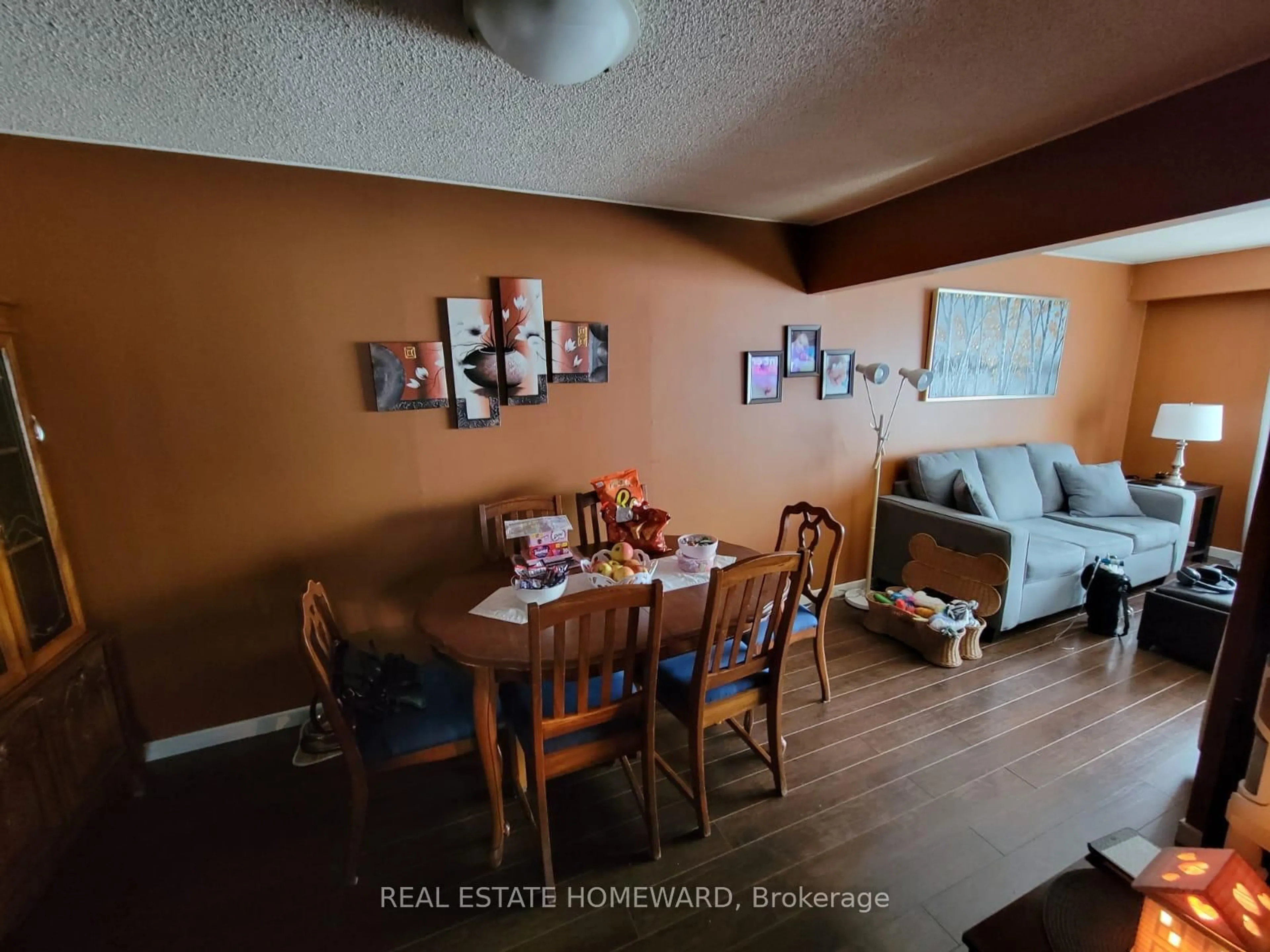 A pic of a room for 22 Nottingham St, Thorold Ontario L2V 4G1