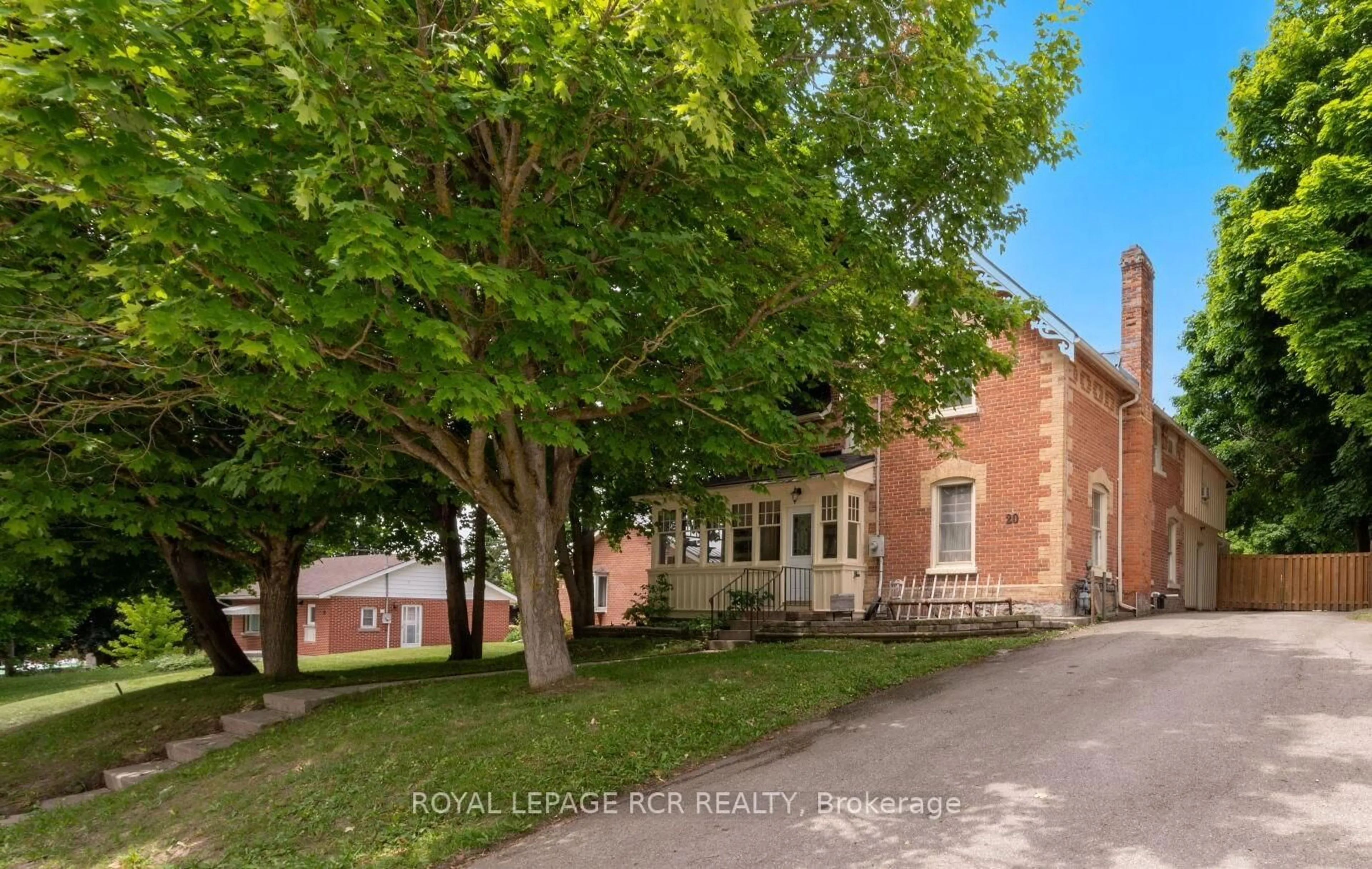 A pic from outside/outdoor area/front of a property/back of a property/a pic from drone, street for 20 Main St, East Luther Grand Valley Ontario L9W 5S7