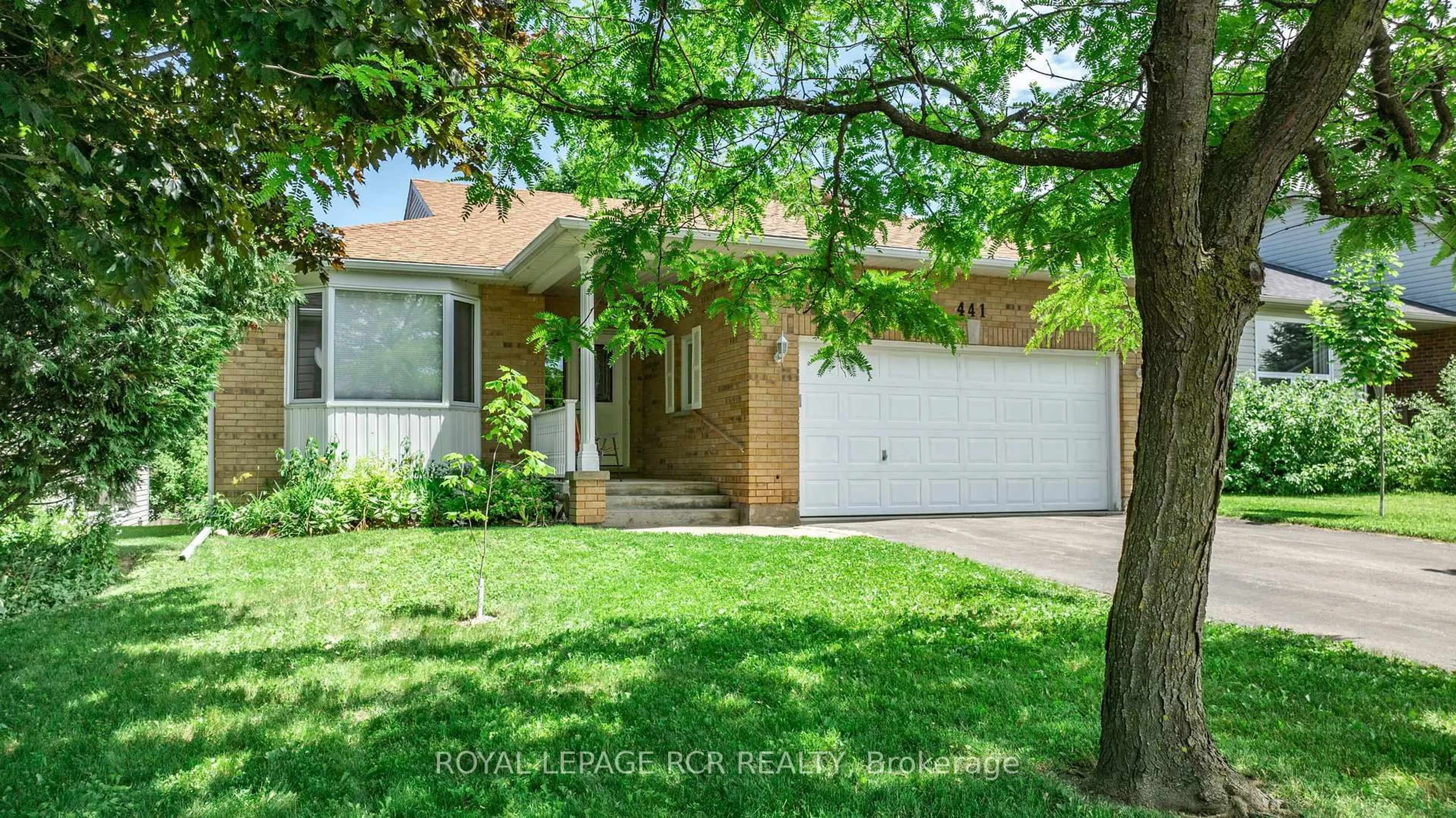Home with brick exterior material, street for 441 Greenwood St, Shelburne Ontario L9V 3B1