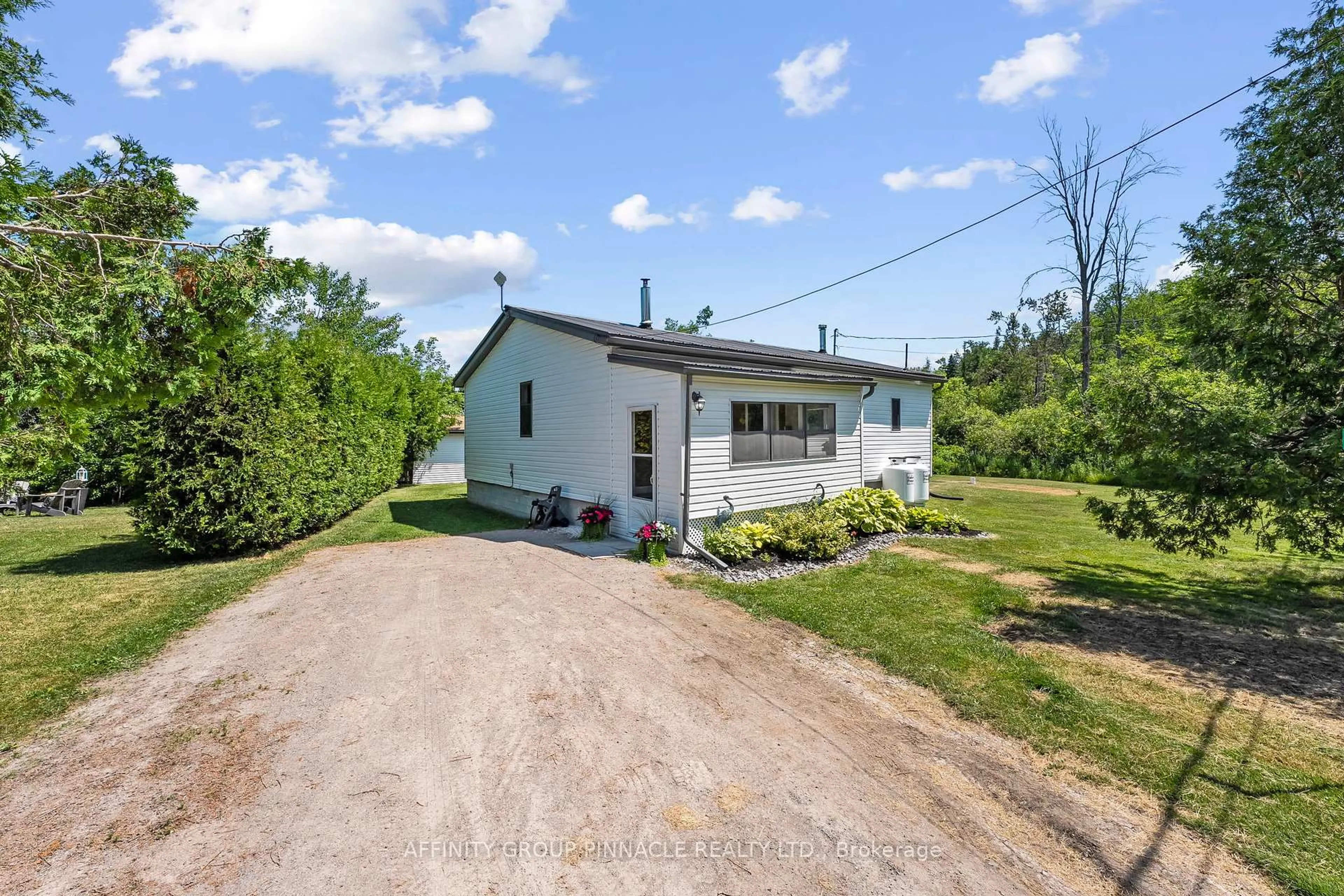 A pic from outside/outdoor area/front of a property/back of a property/a pic from drone, street for 13 Leaf St, Kawartha Lakes Ontario K6H 5R6