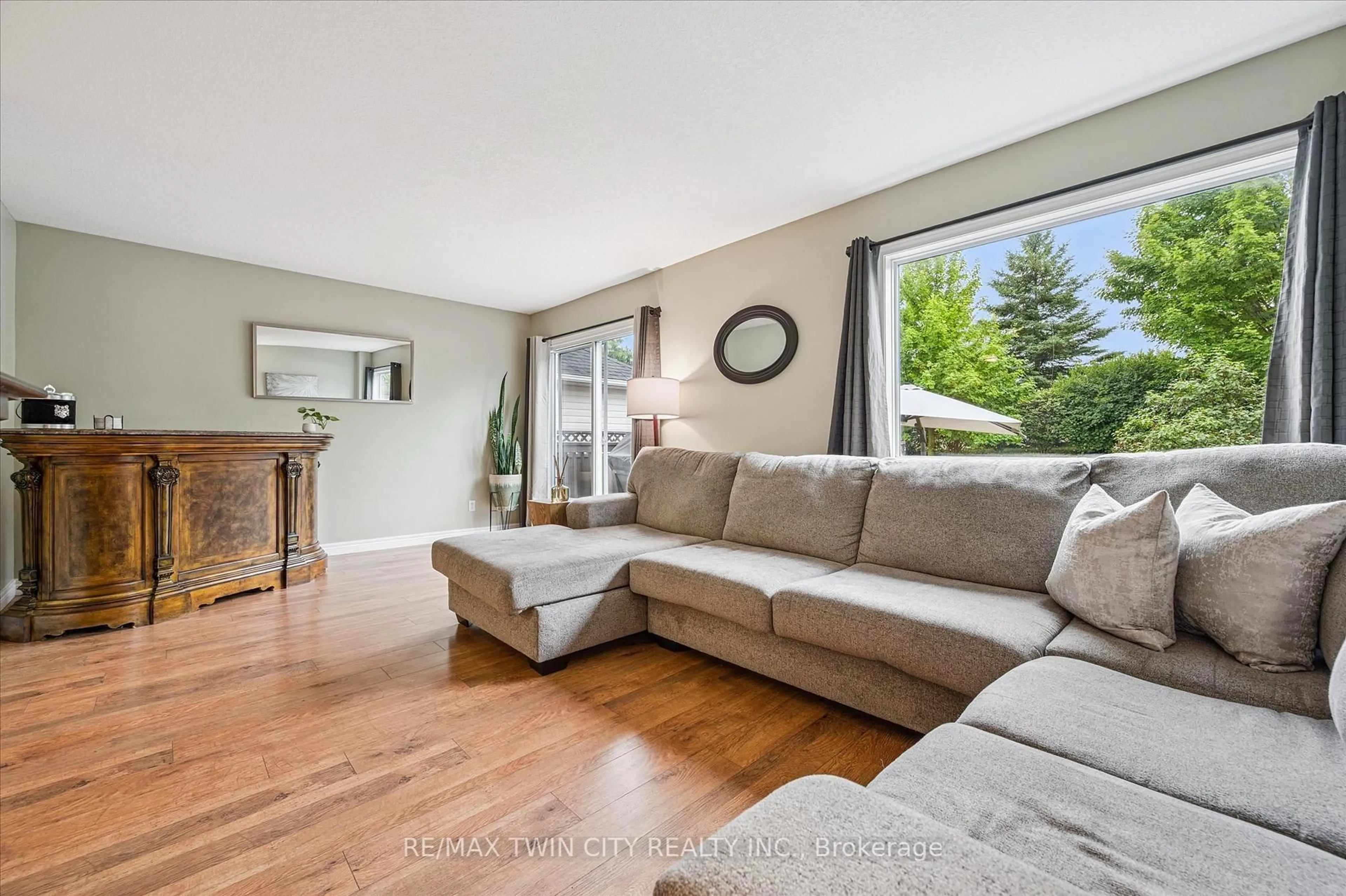 Living room with furniture, unknown for 49 Porchlight Dr, Woolwich Ontario N3B 3M7