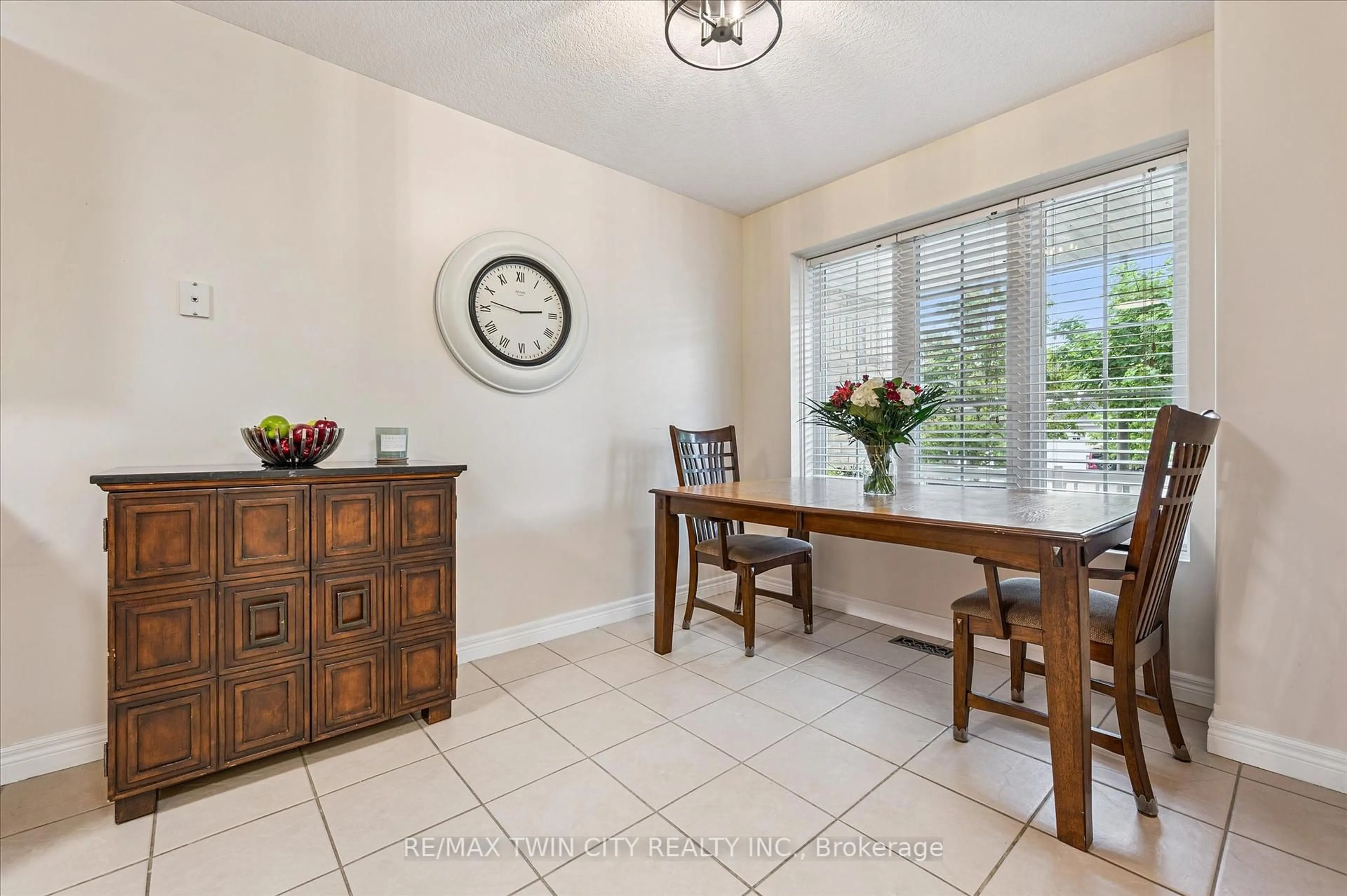Dining room, ceramic/tile floor for 49 Porchlight Dr, Woolwich Ontario N3B 3M7