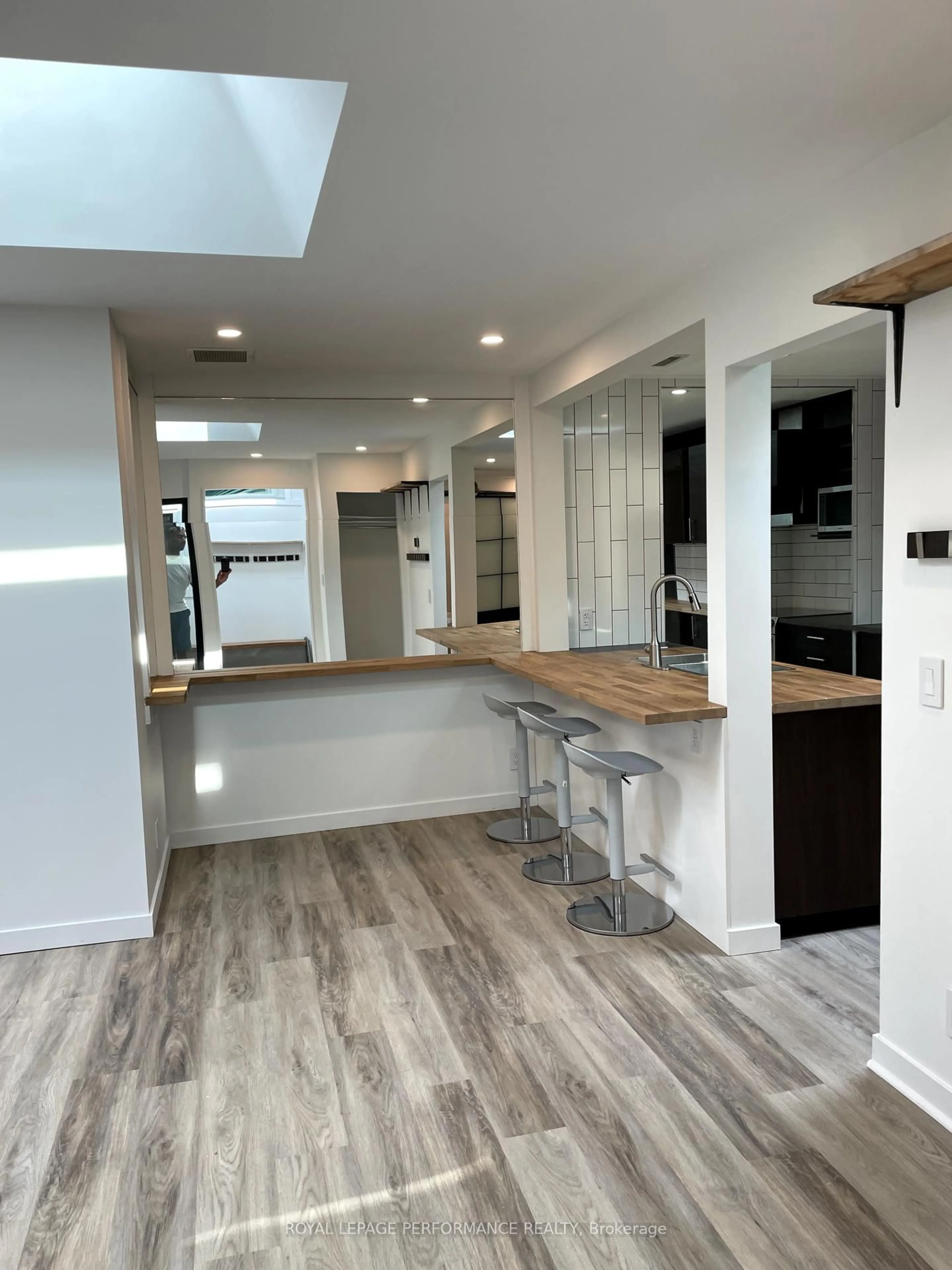 Open concept kitchen, unknown for 10 Sherbrooke Ave, Ottawa Ontario K1Y 1R7