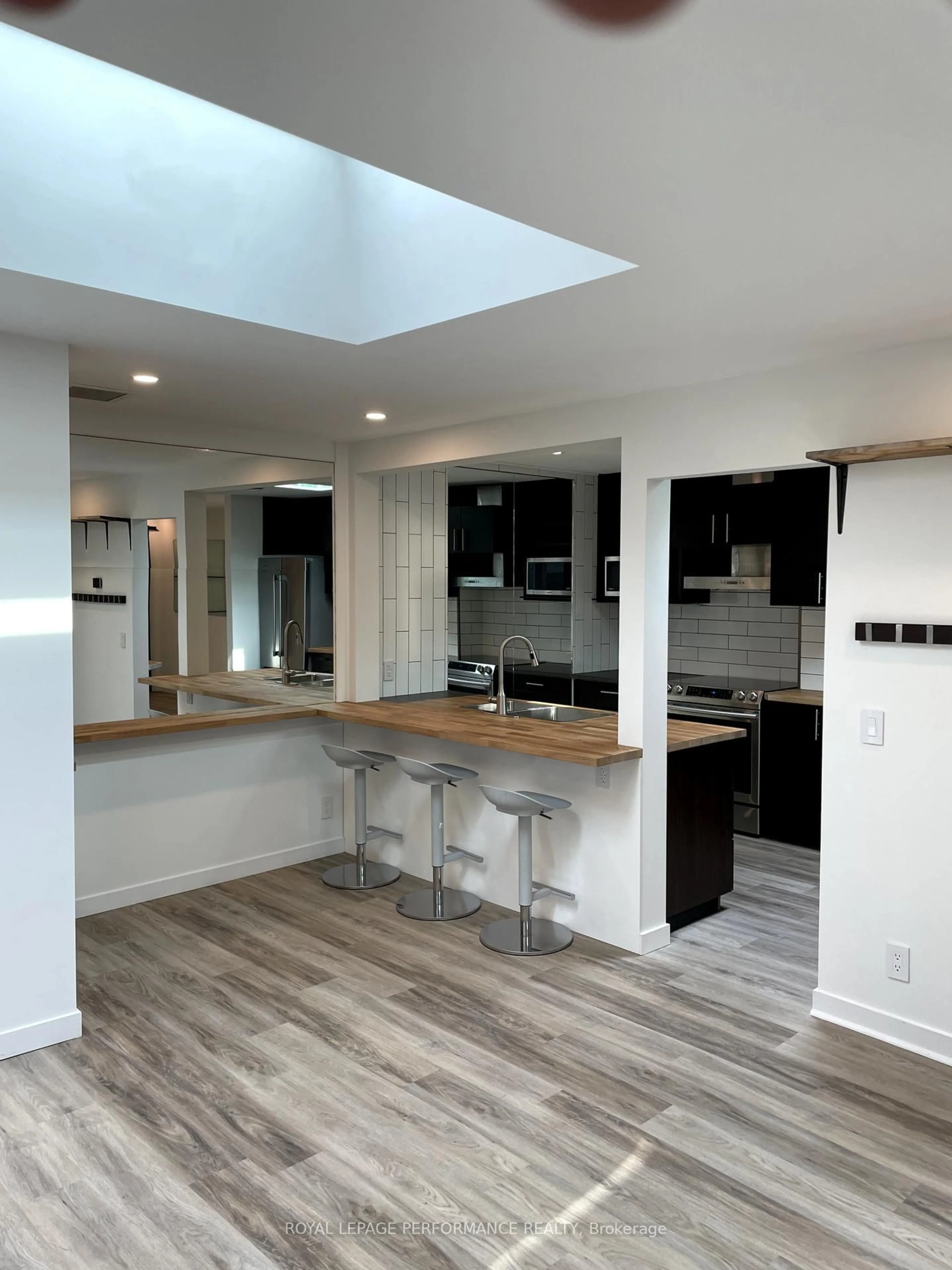 Open concept kitchen, unknown for 10 Sherbrooke Ave, Ottawa Ontario K1Y 1R7
