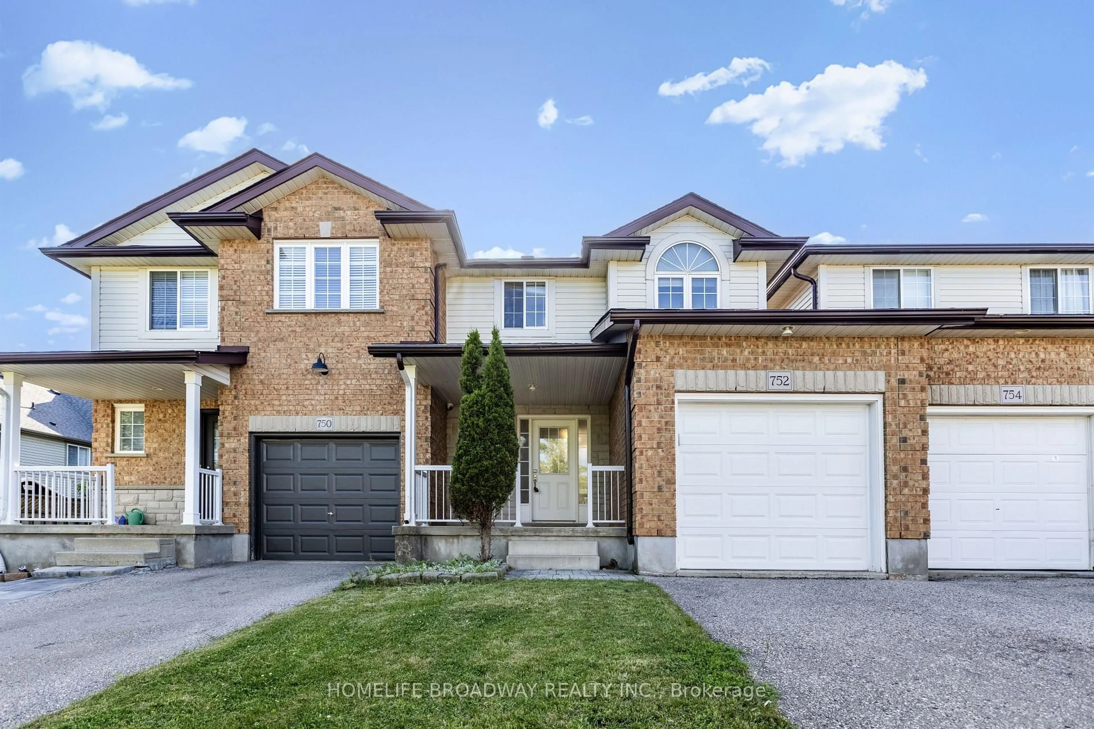 Home with brick exterior material, street for 752 Paris Blvd, Waterloo Ontario N2T 2Y1