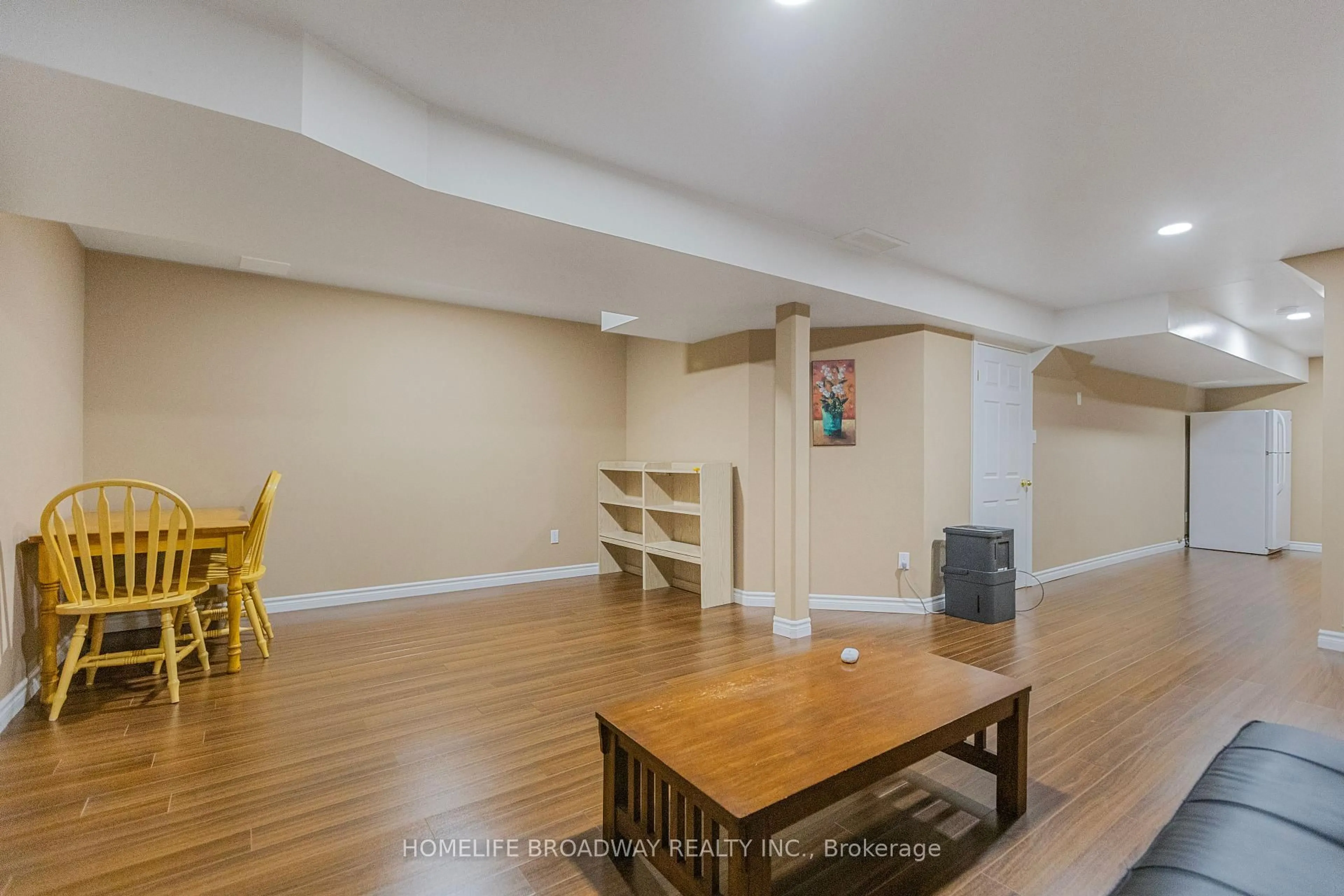 A pic of a room for 752 Paris Blvd, Waterloo Ontario N2T 2Y1