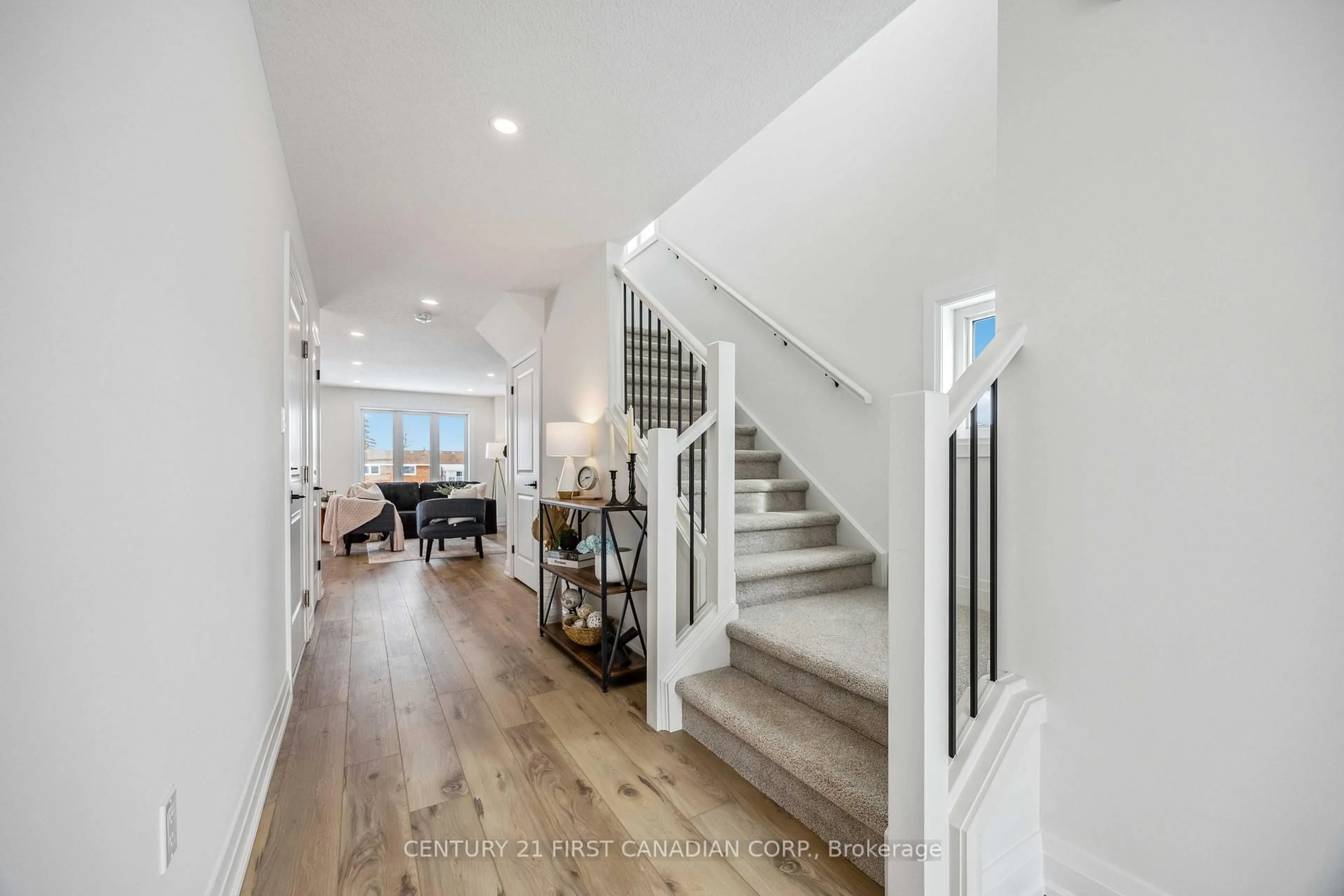 Unknown for 483 Huron St, Plympton-Wyoming Ontario N0N 1T0