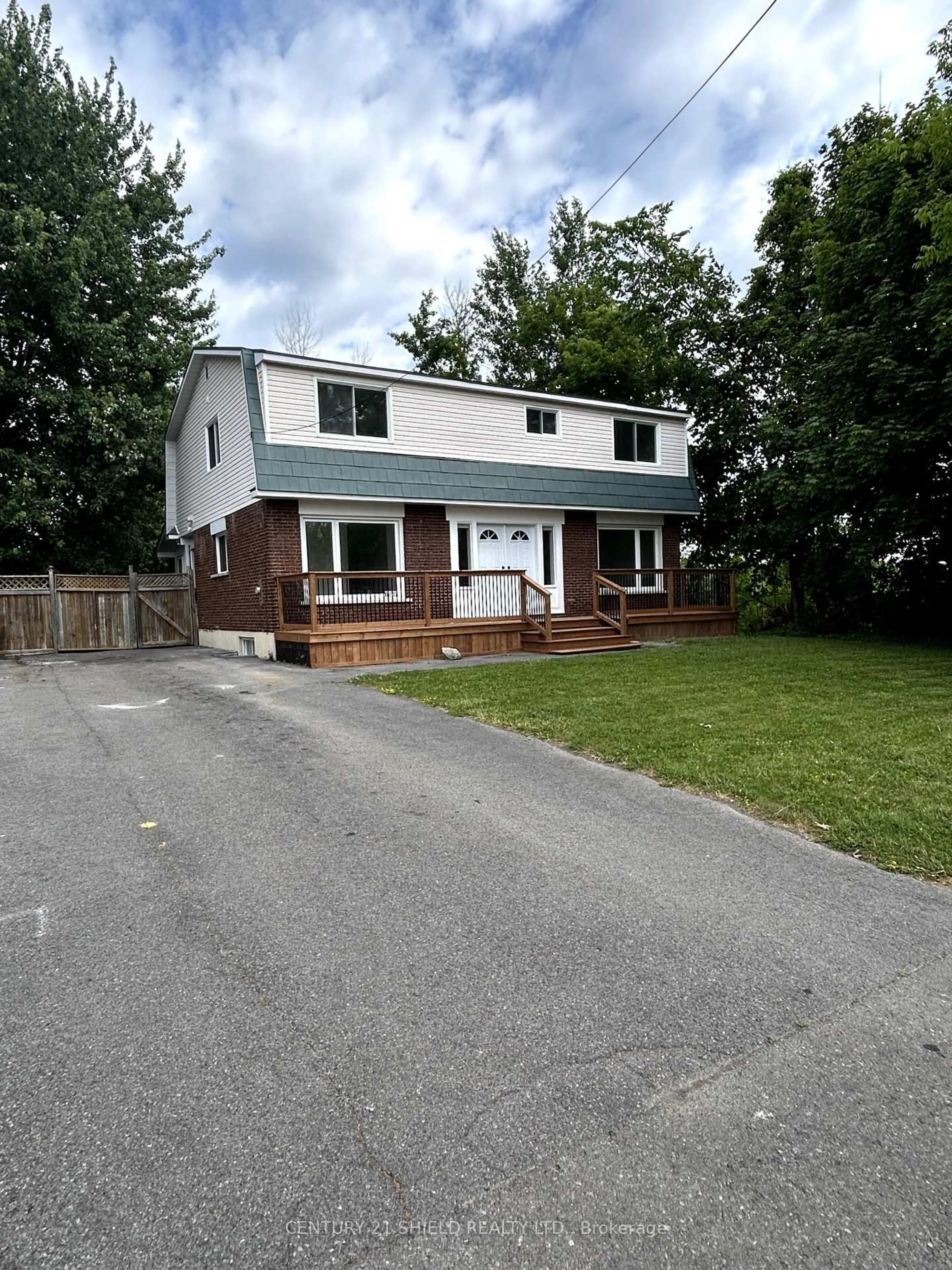 Unknown for 1514 Frances Ann Ave, Cornwall Ontario K6H 2L2