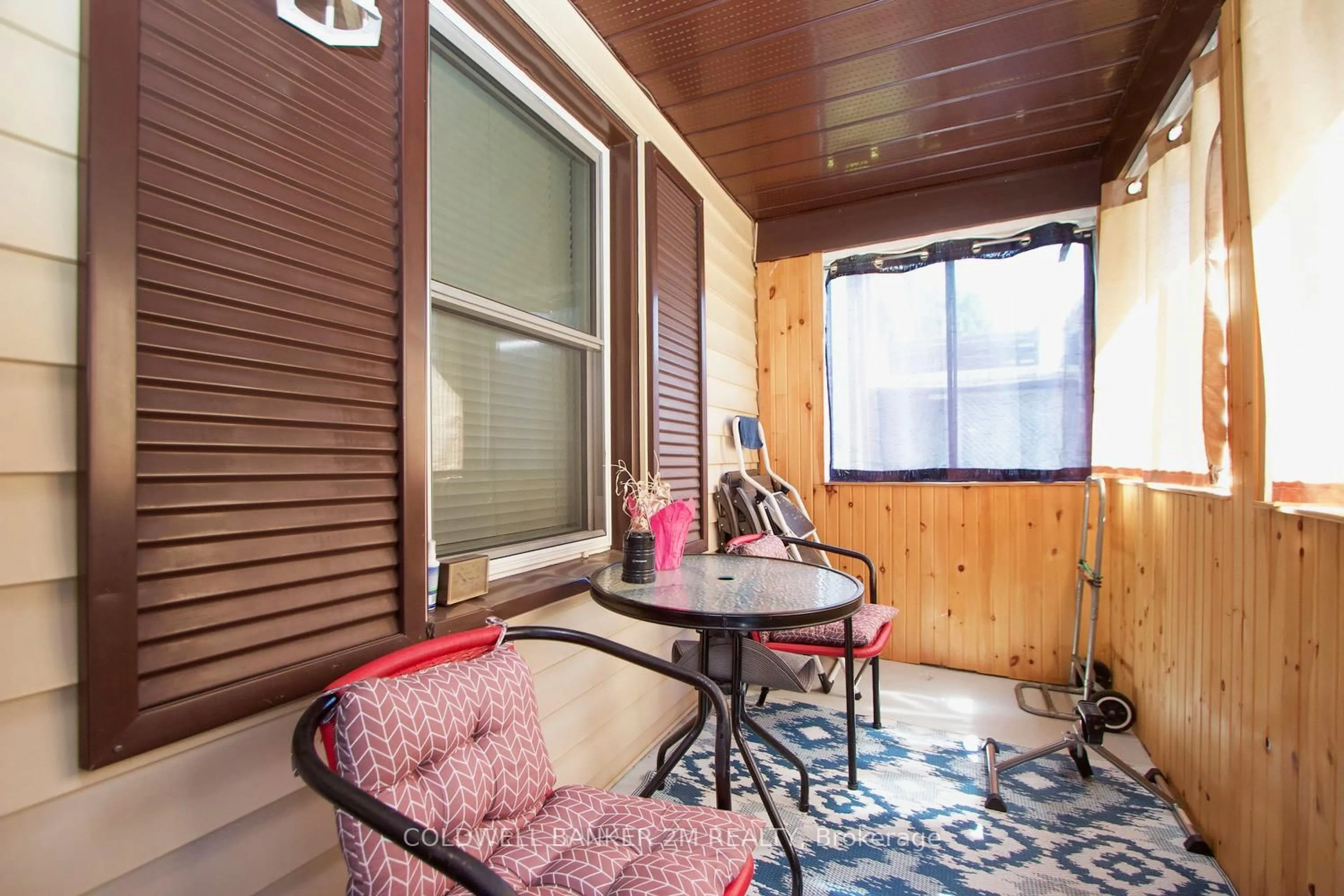 Patio, street for 10 Amelia St, Kawartha Lakes Ontario L0A 1K0