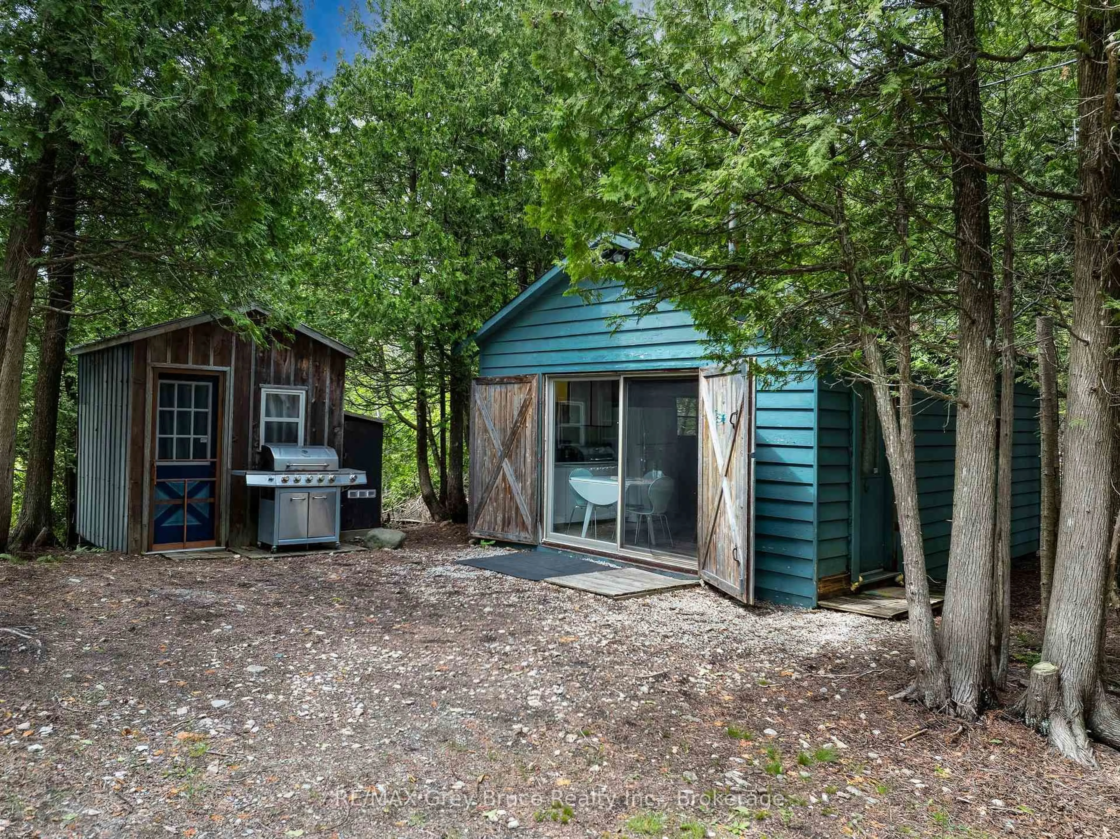 Shed for 24 Howard Bowman Dr, Northern Bruce Peninsula Ontario N0H 2R0