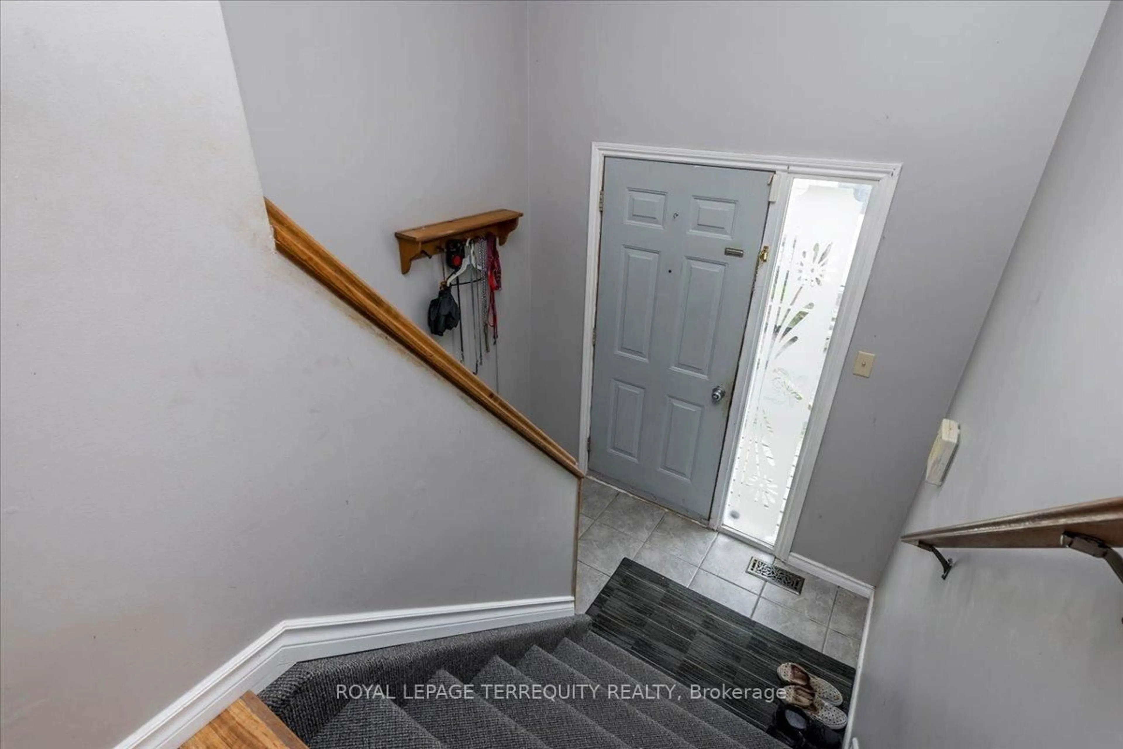 Unknown for 164A Prince Edward St, Brighton Ontario K0K 1H0